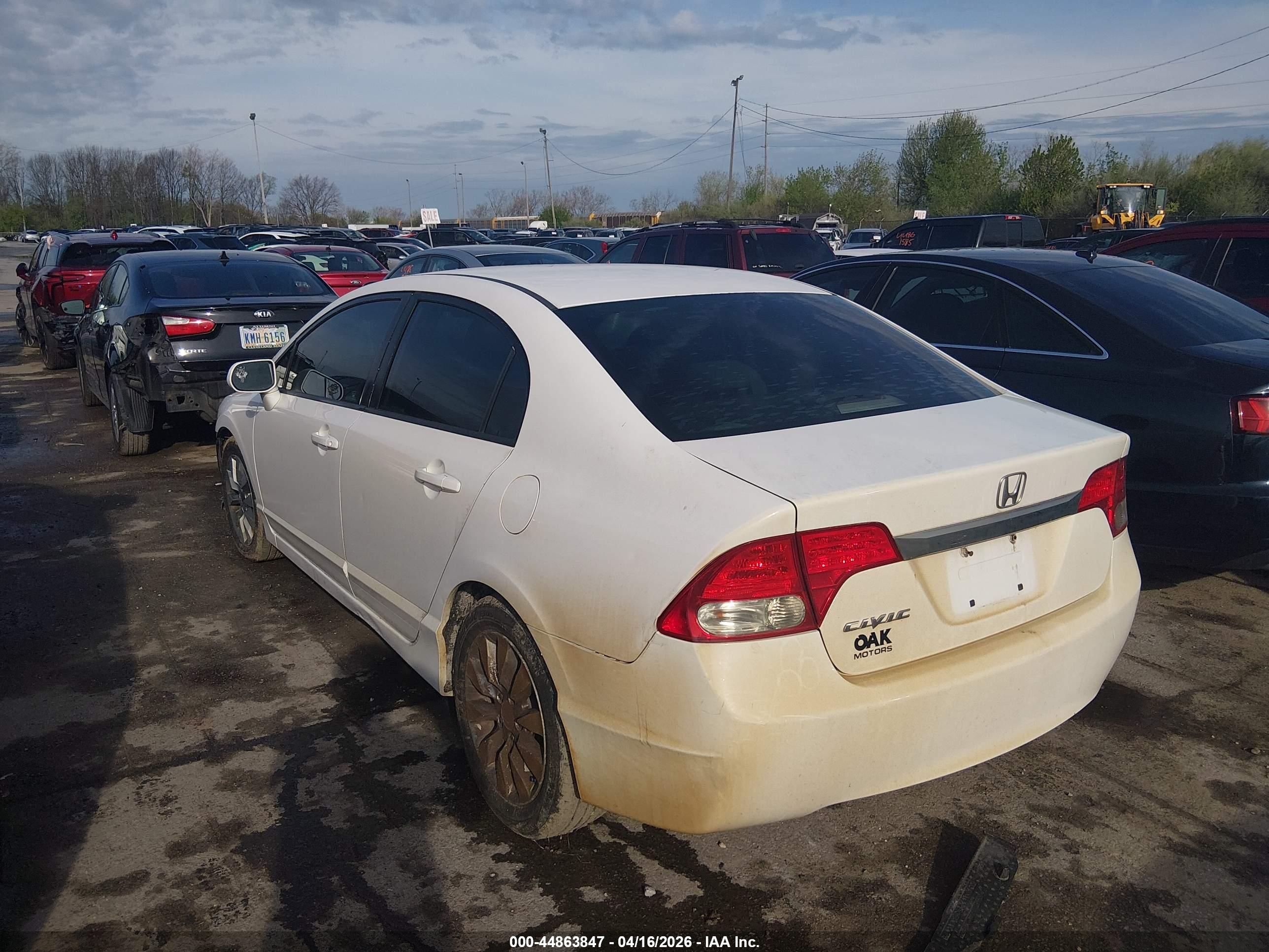 HONDA CIVIC image 3