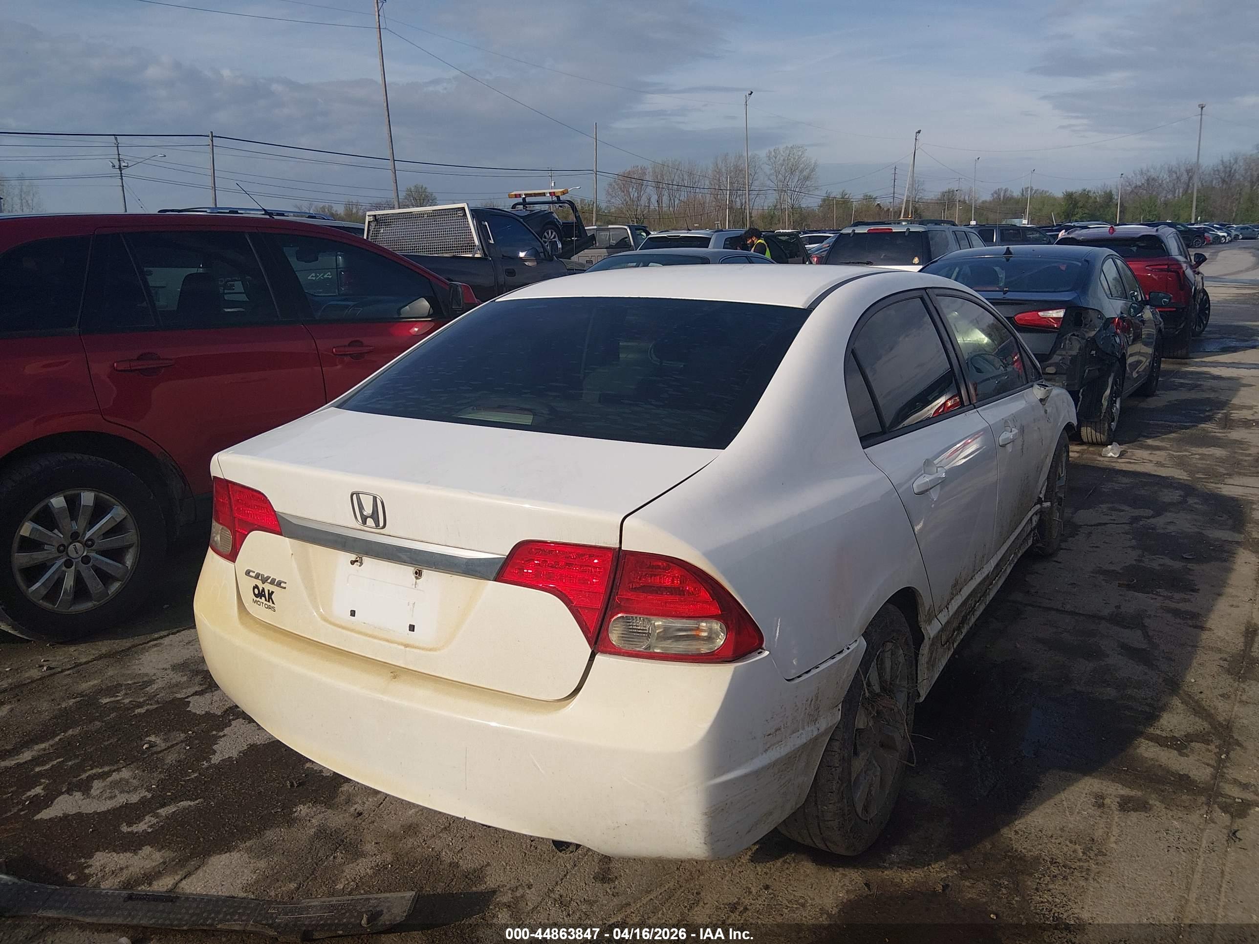 HONDA CIVIC image 4