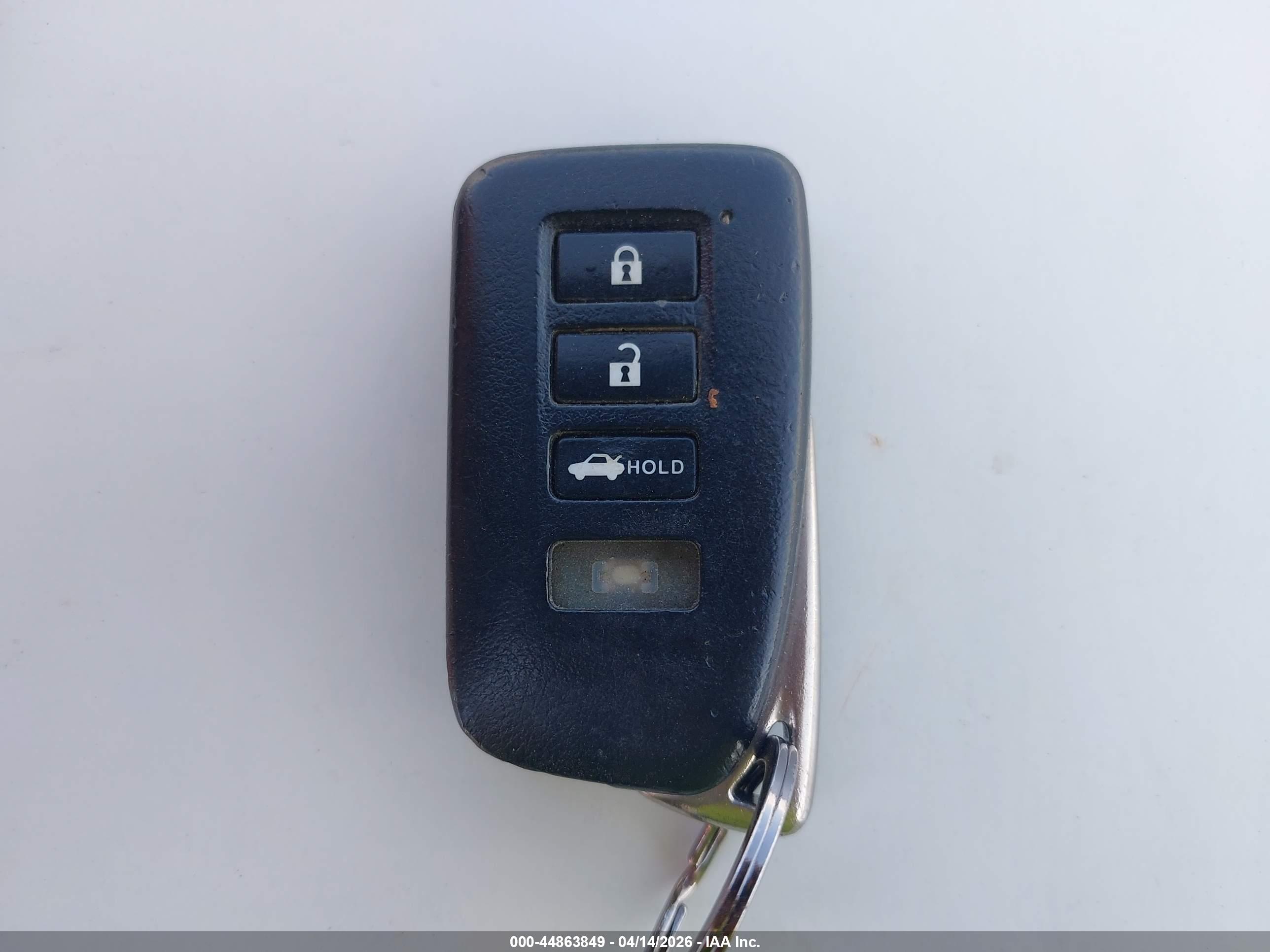 LEXUS ES image 11