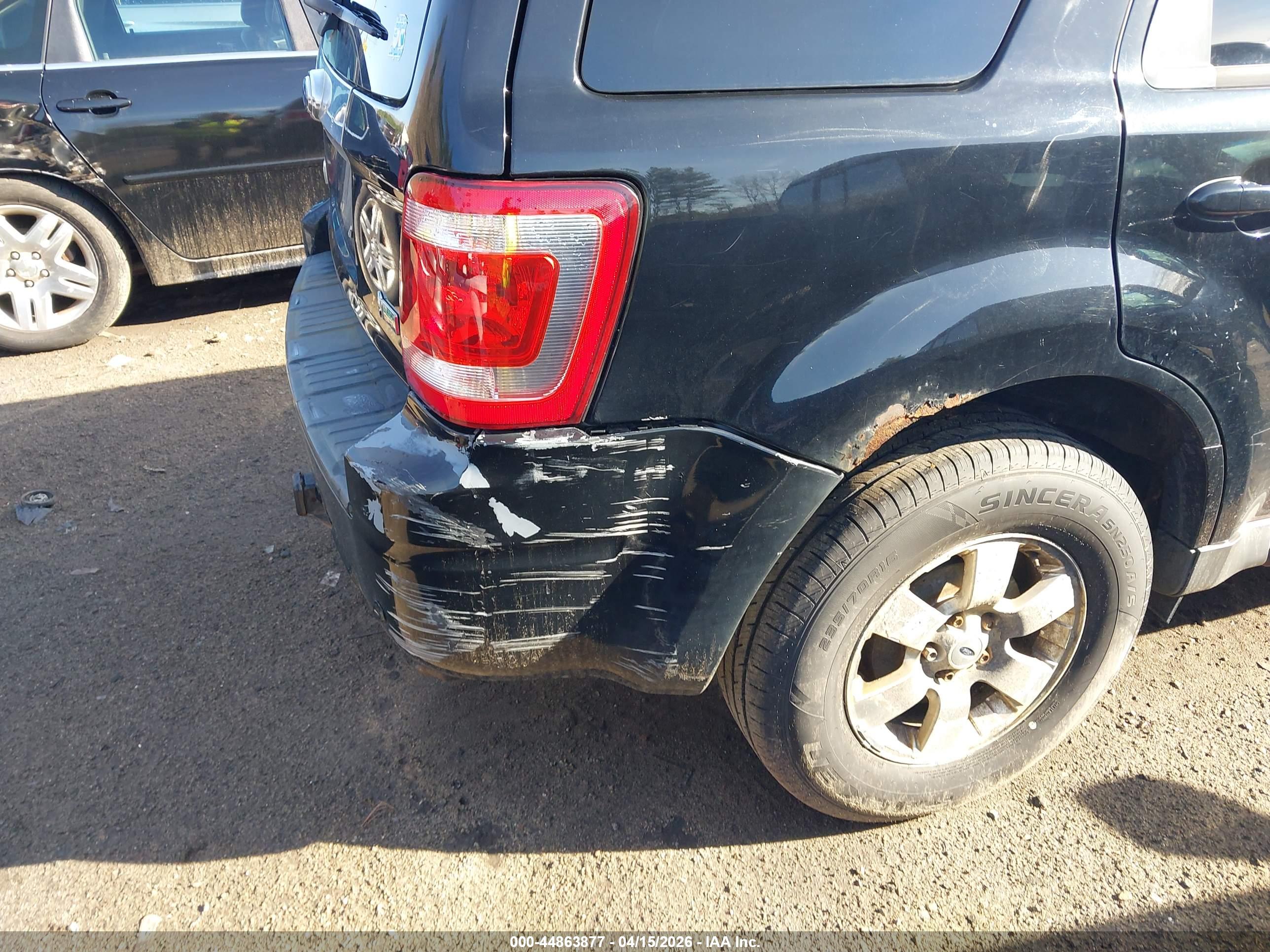 FORD ESCAPE image 6