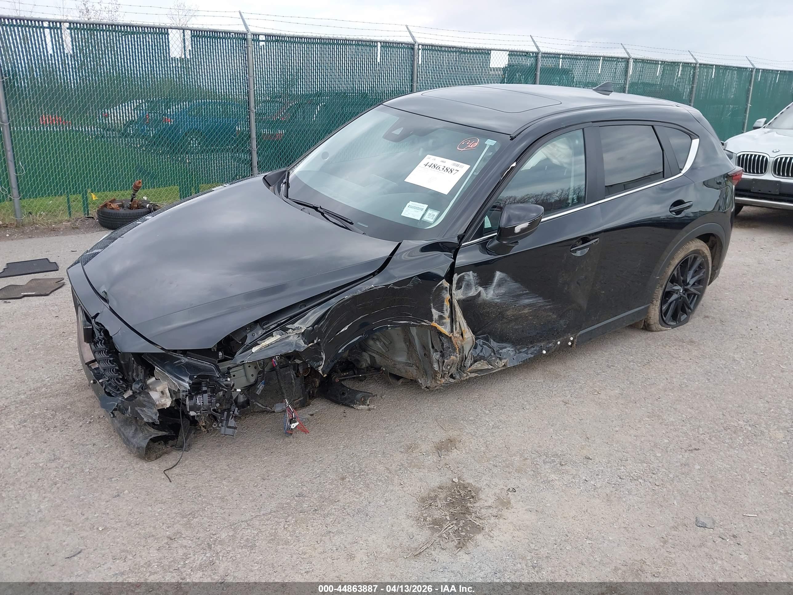 MAZDA CX-5 image 2