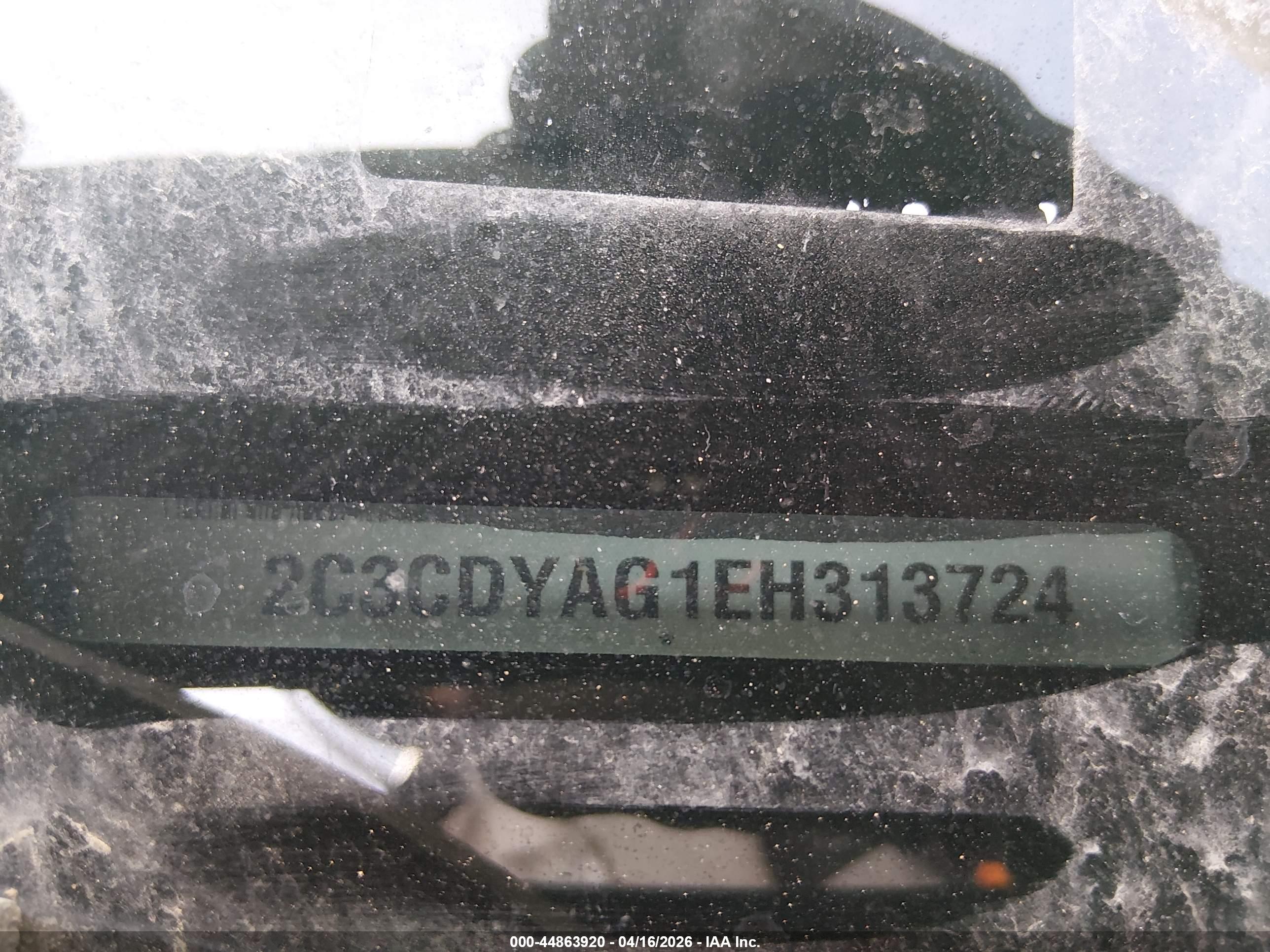 DODGE CHALLENGER image 9