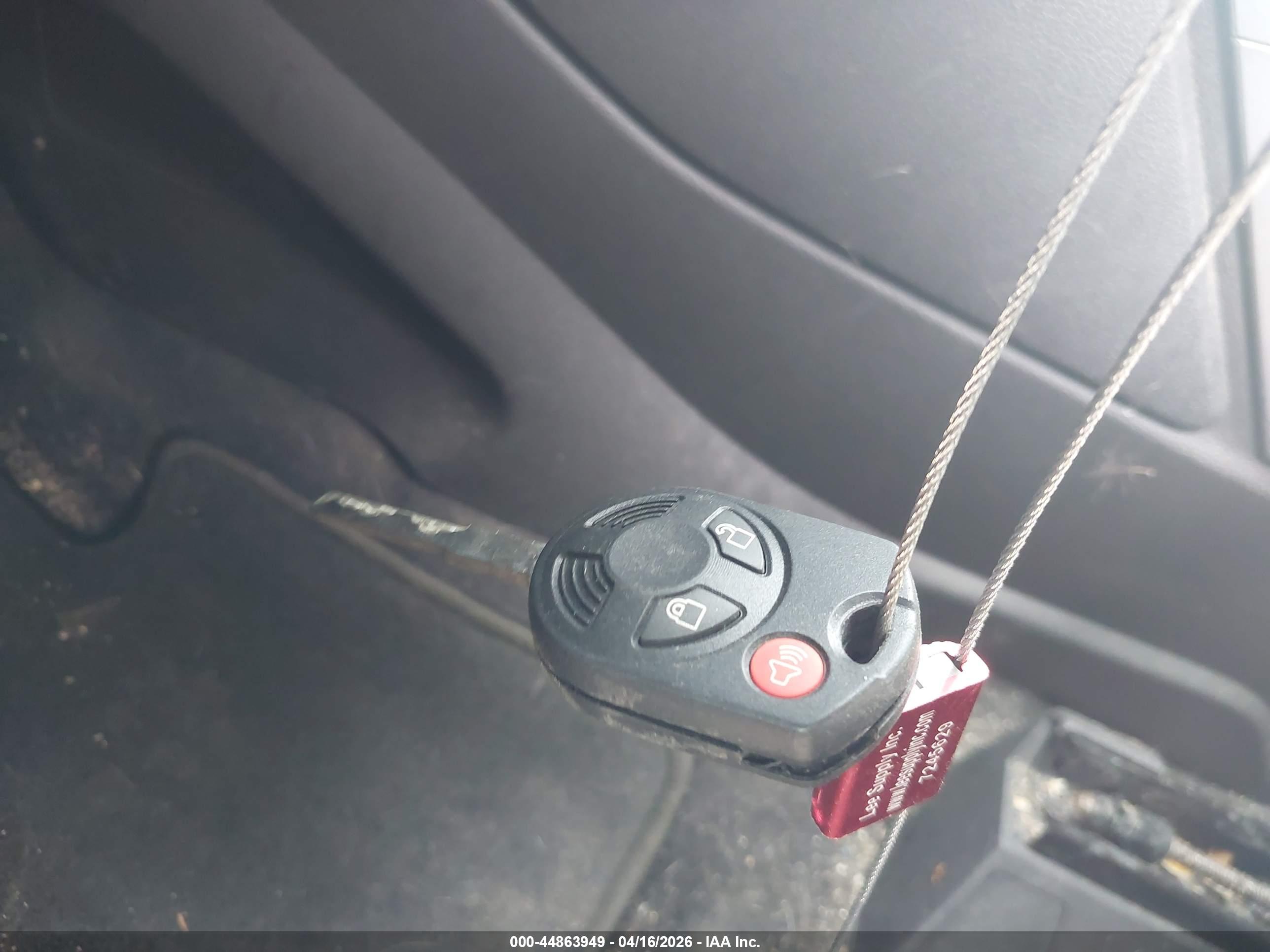 FORD ESCAPE image 11