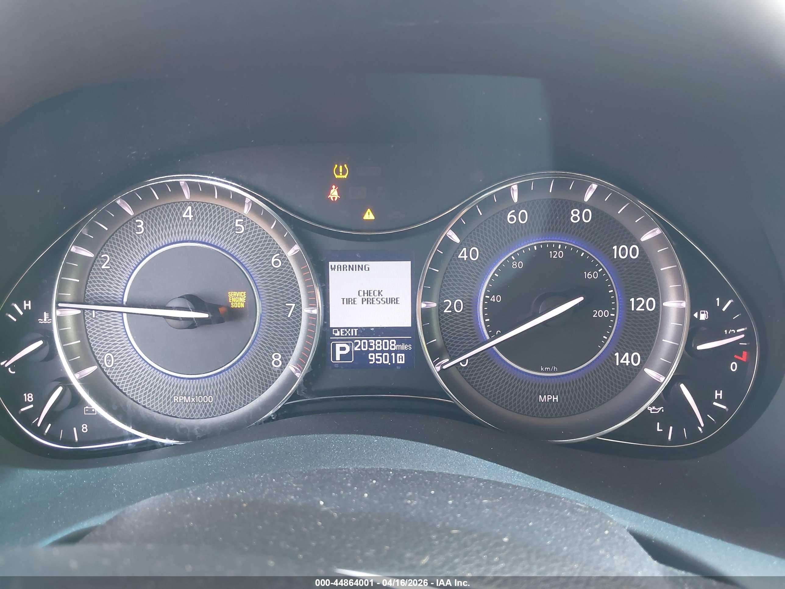 INFINITI QX80 image 7