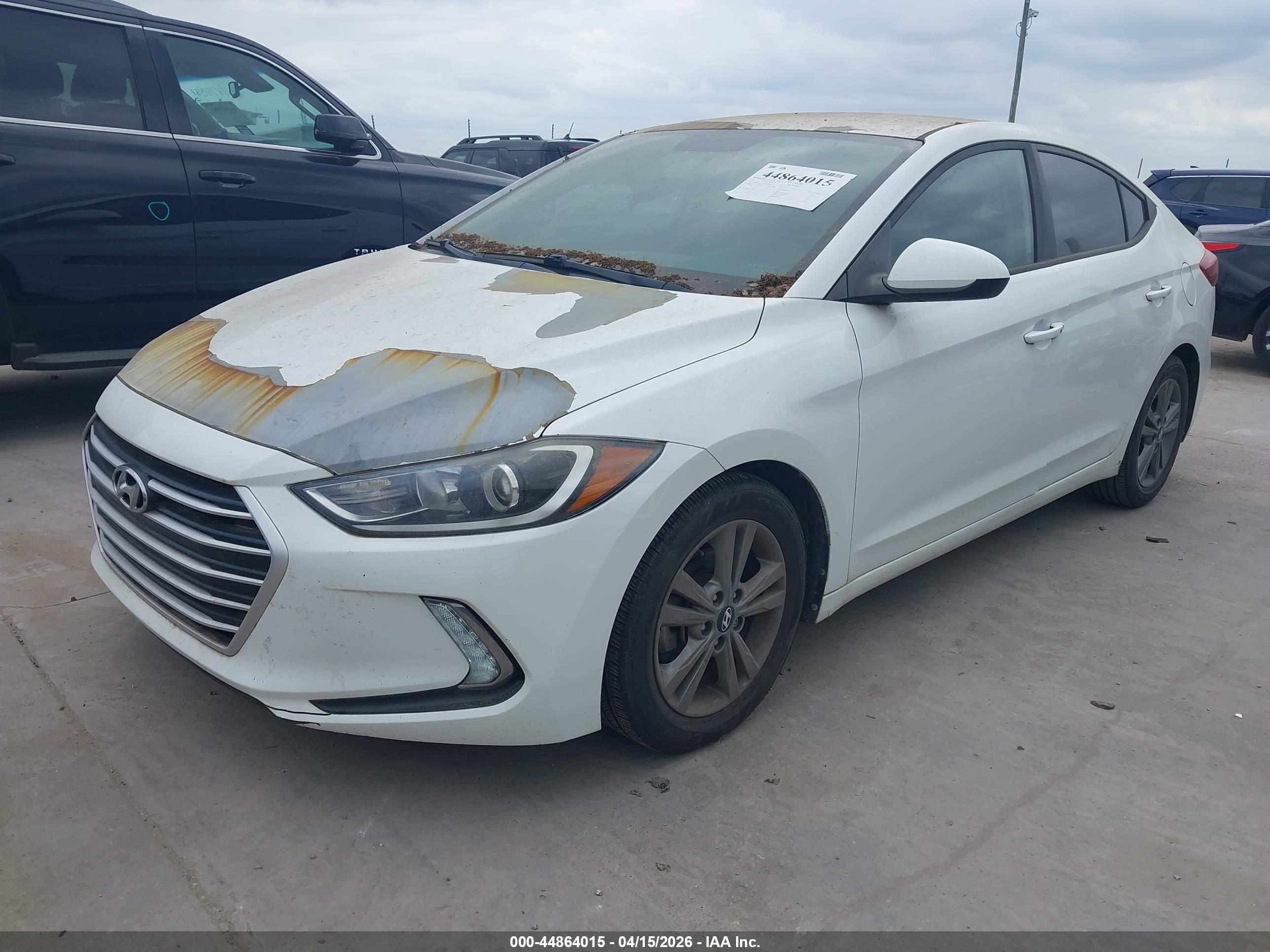 HYUNDAI ELANTRA image 2
