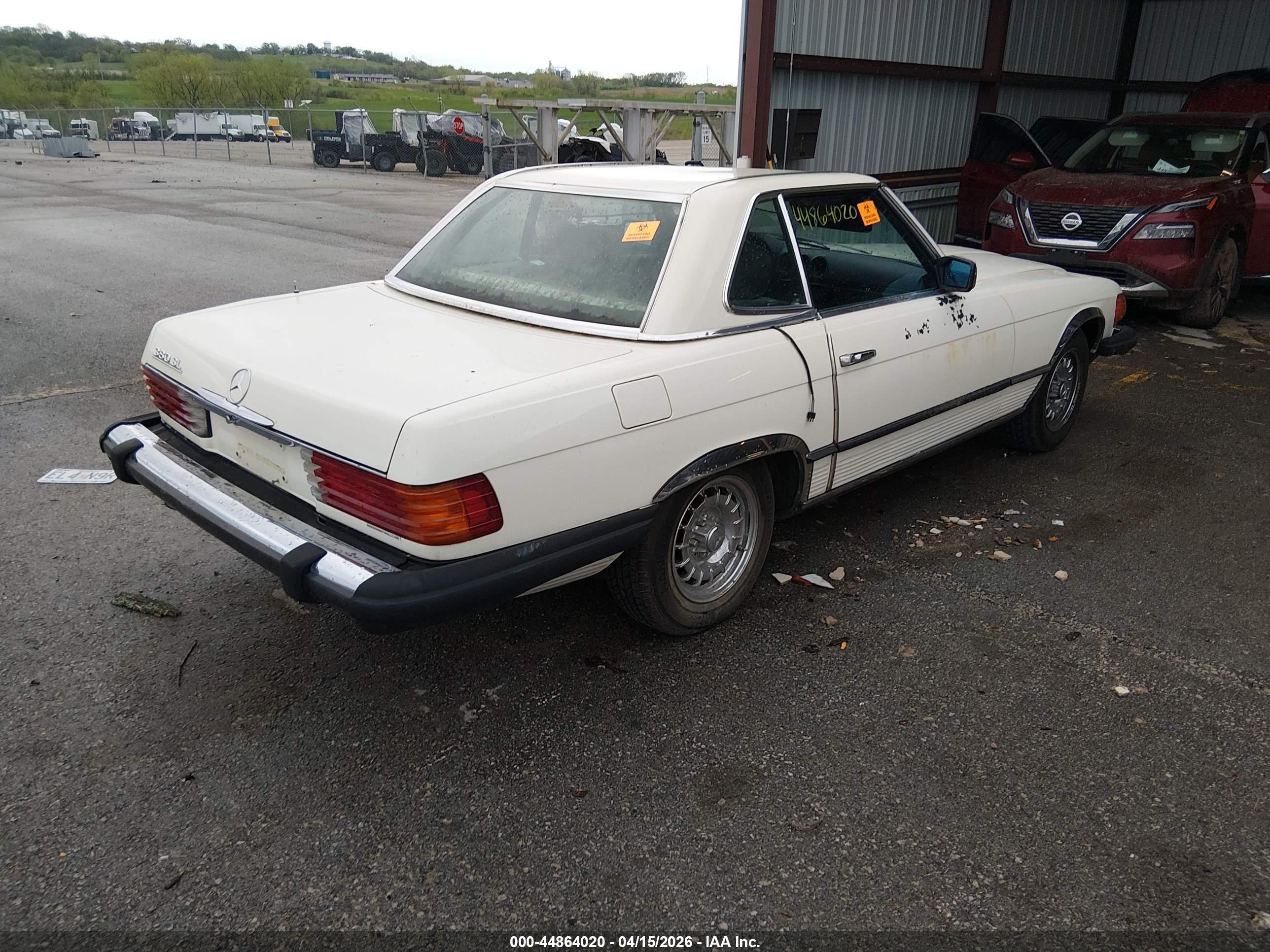 MERCEDES-BENZ 380 image 4