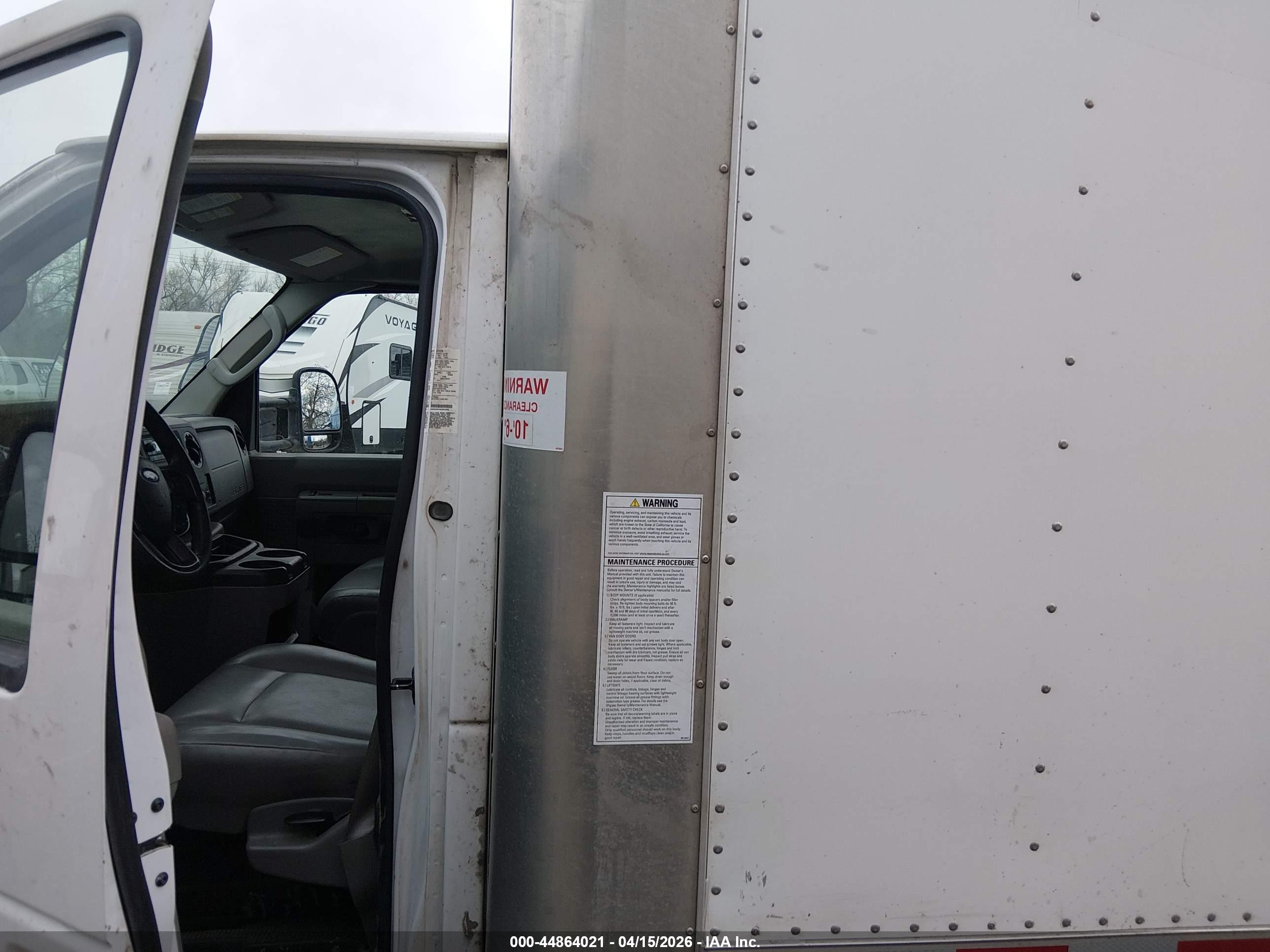 FORD E-350 image 7