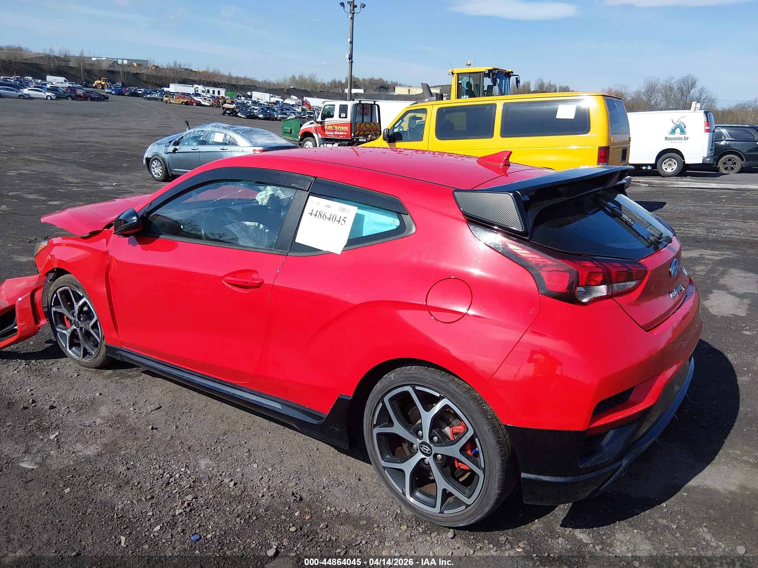 HYUNDAI VELOSTER image 3