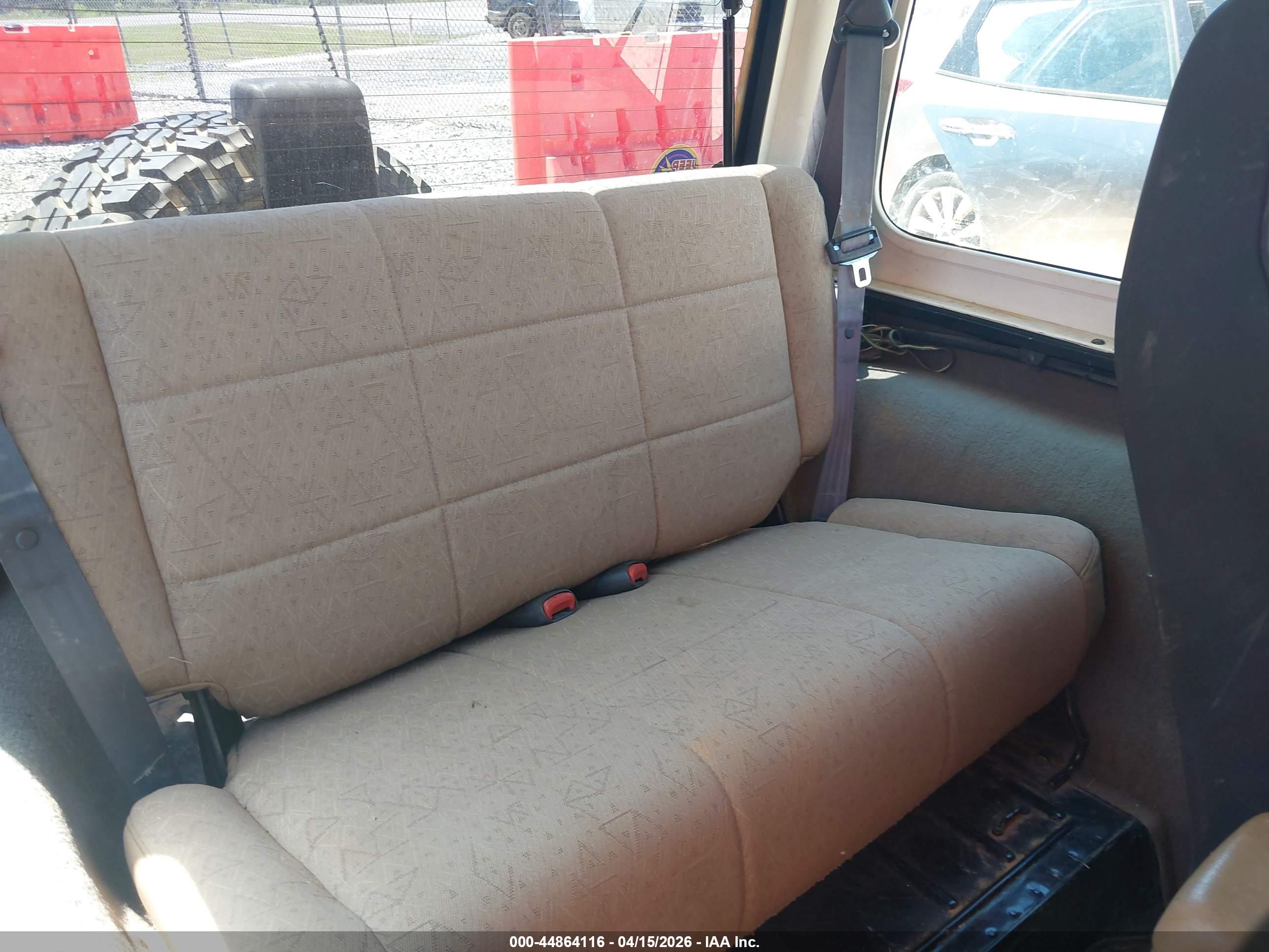 JEEP WRANGLER image 8