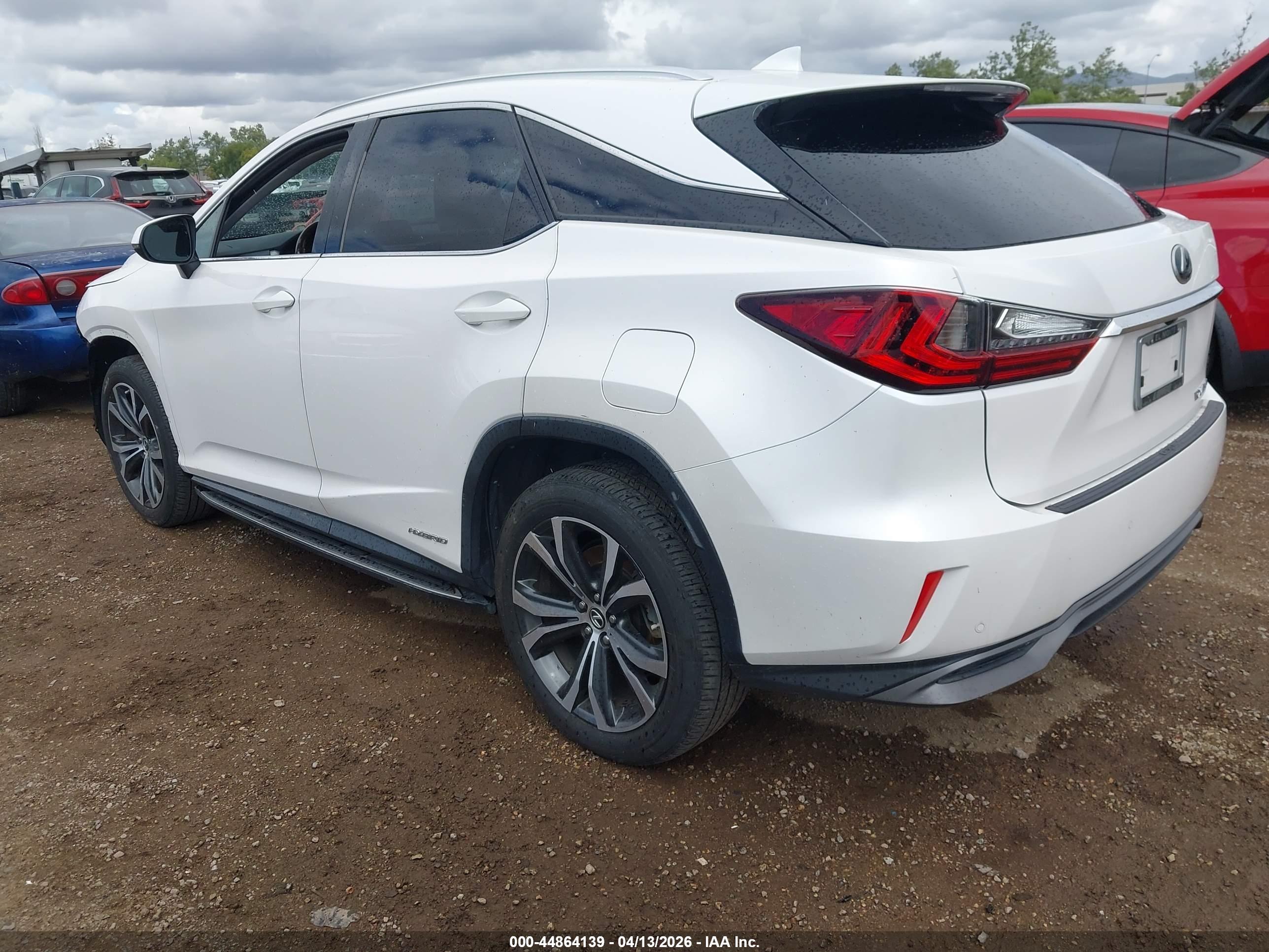 LEXUS RX image 3