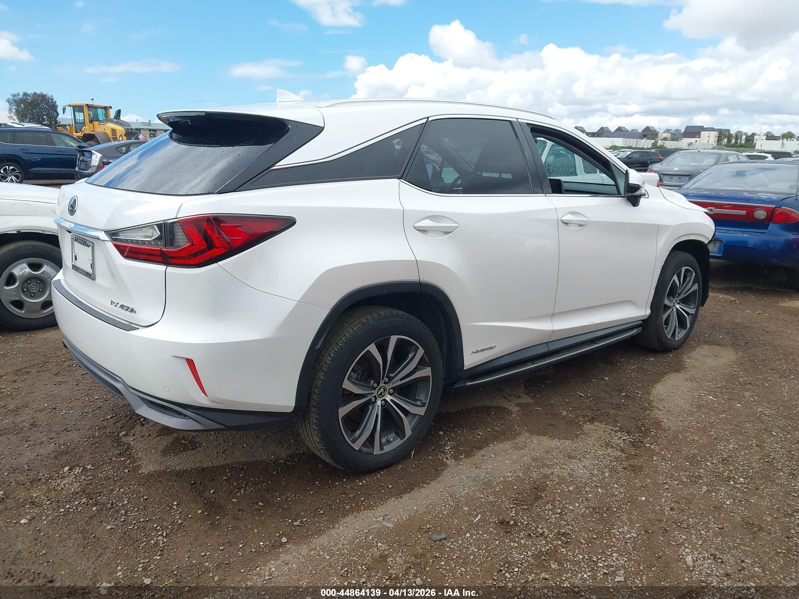 LEXUS RX image 4
