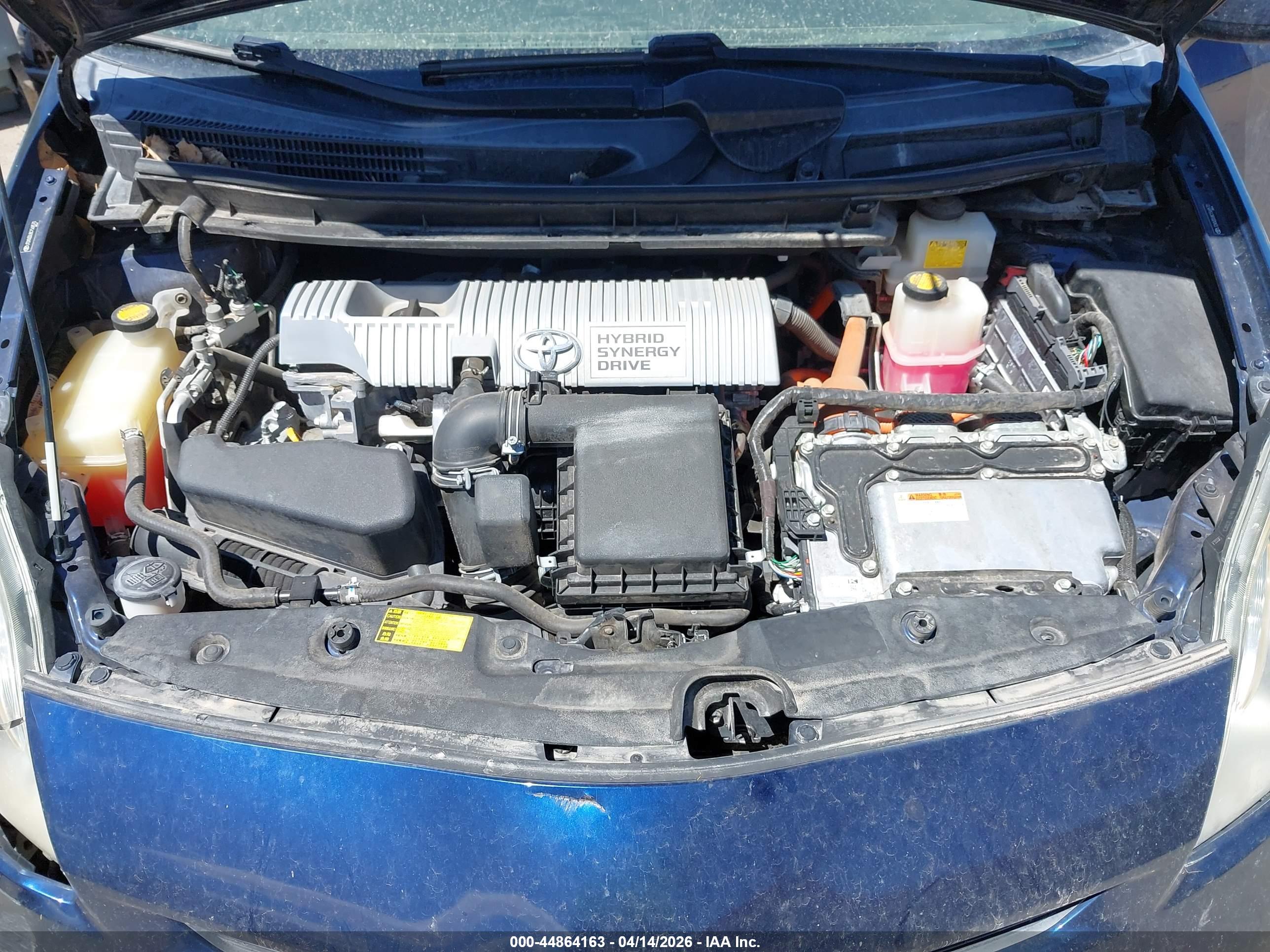 TOYOTA PRIUS image 10