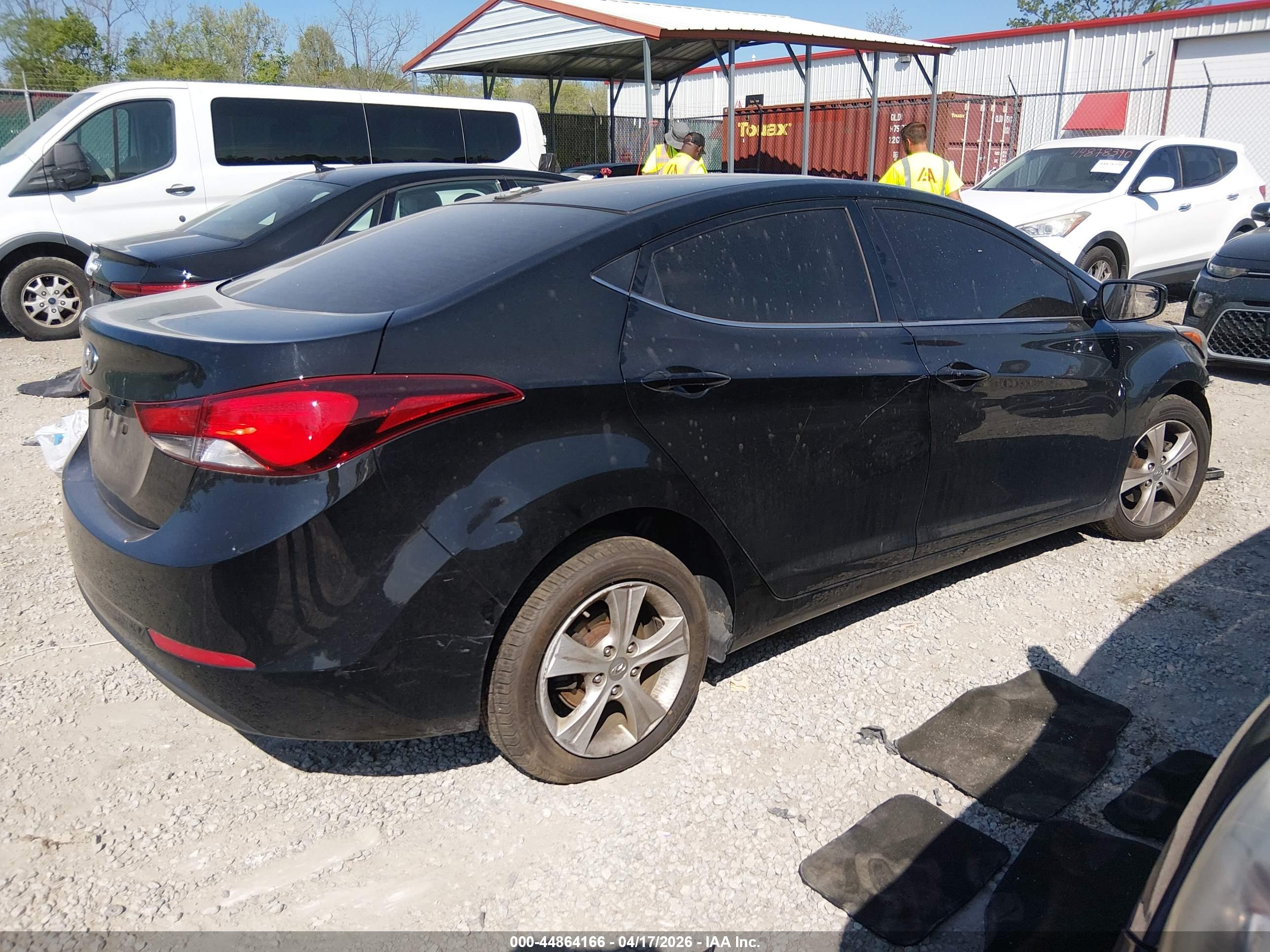 HYUNDAI ELANTRA image 4