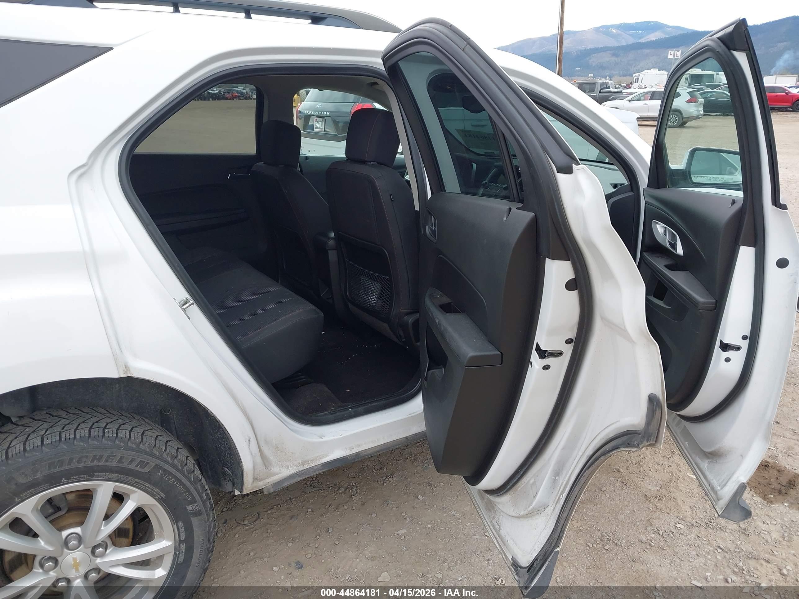 CHEVROLET EQUINOX image 8