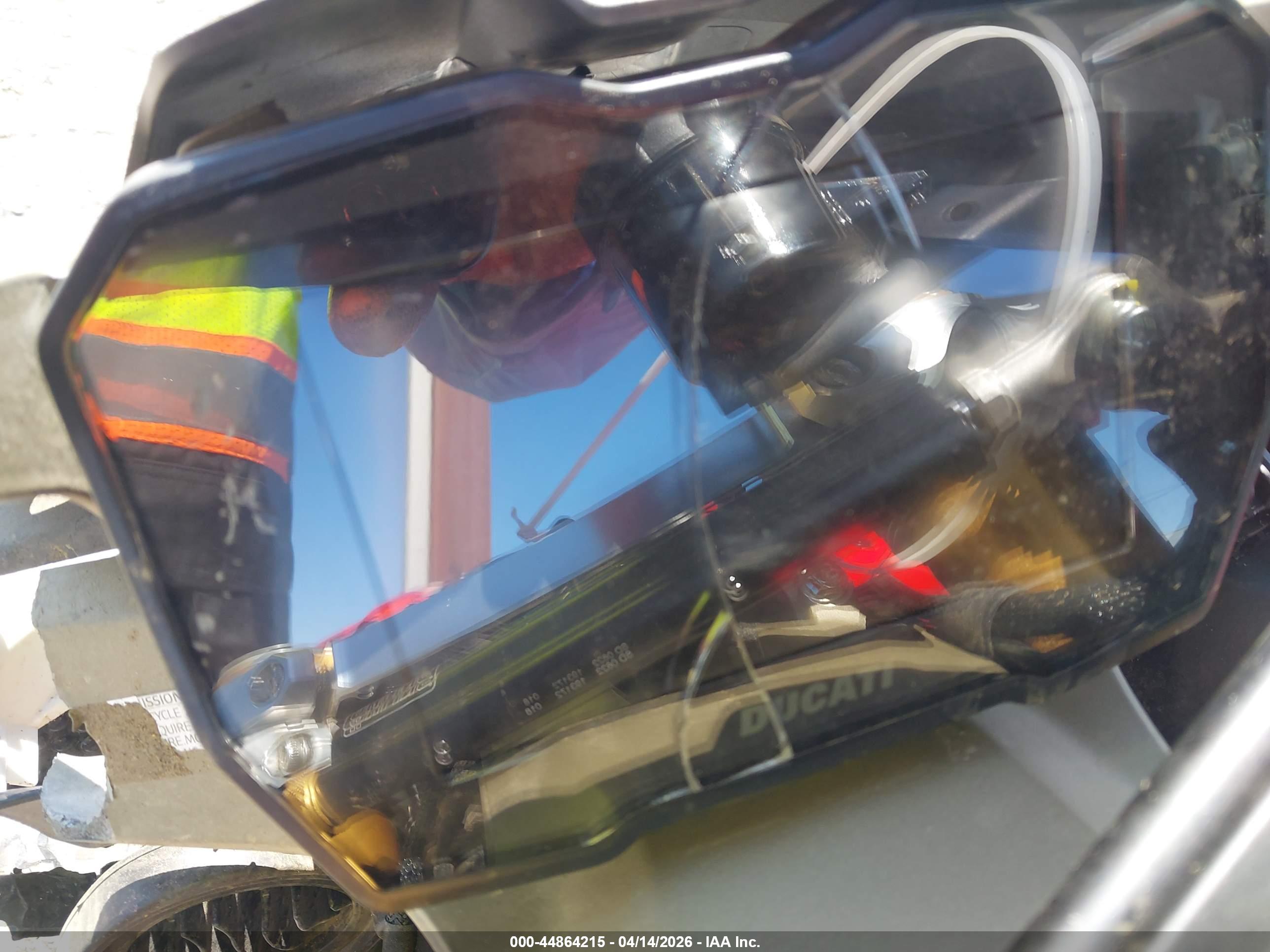 DUCATI PANIGALE image 7