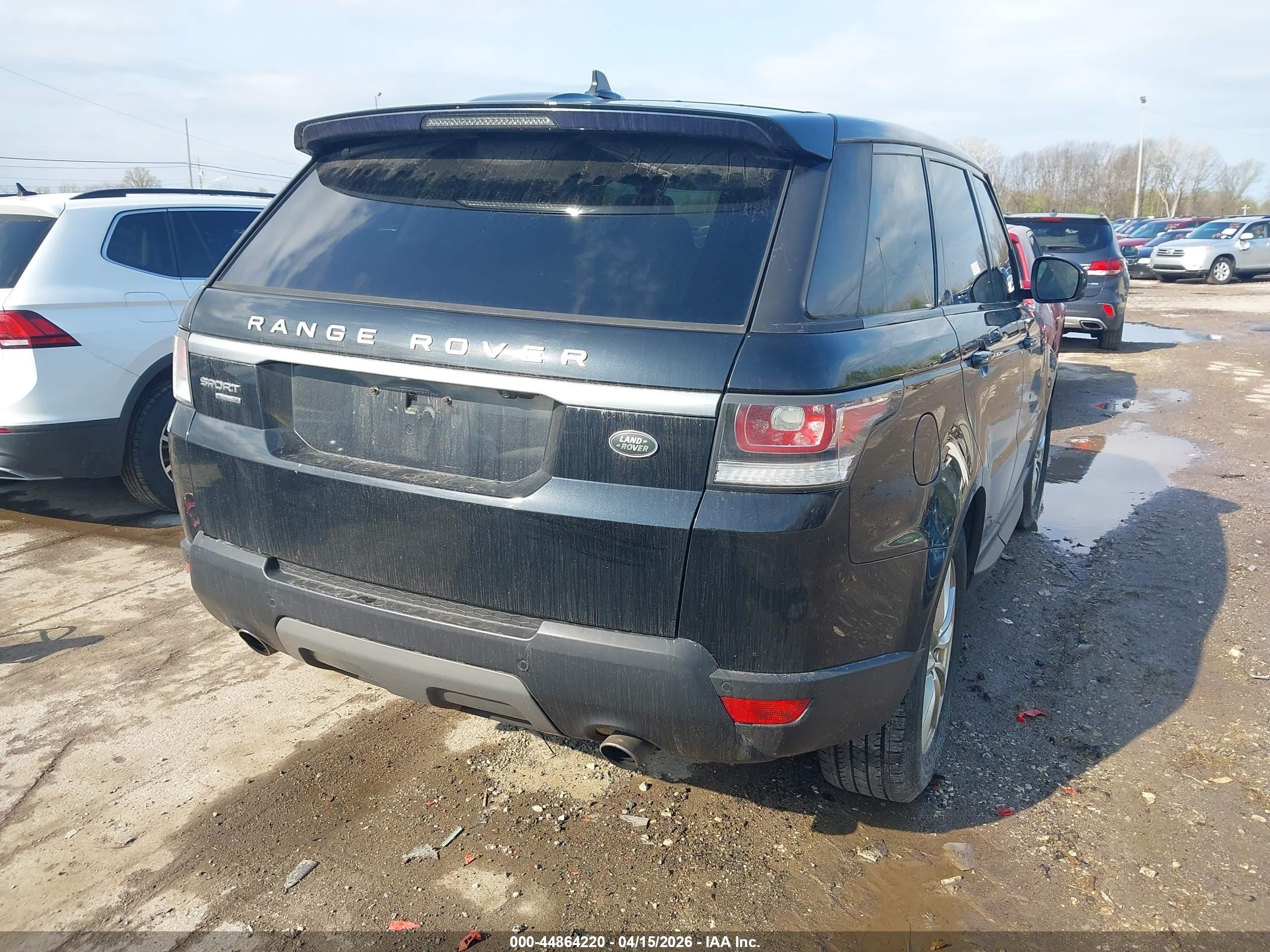 LAND ROVER image 4