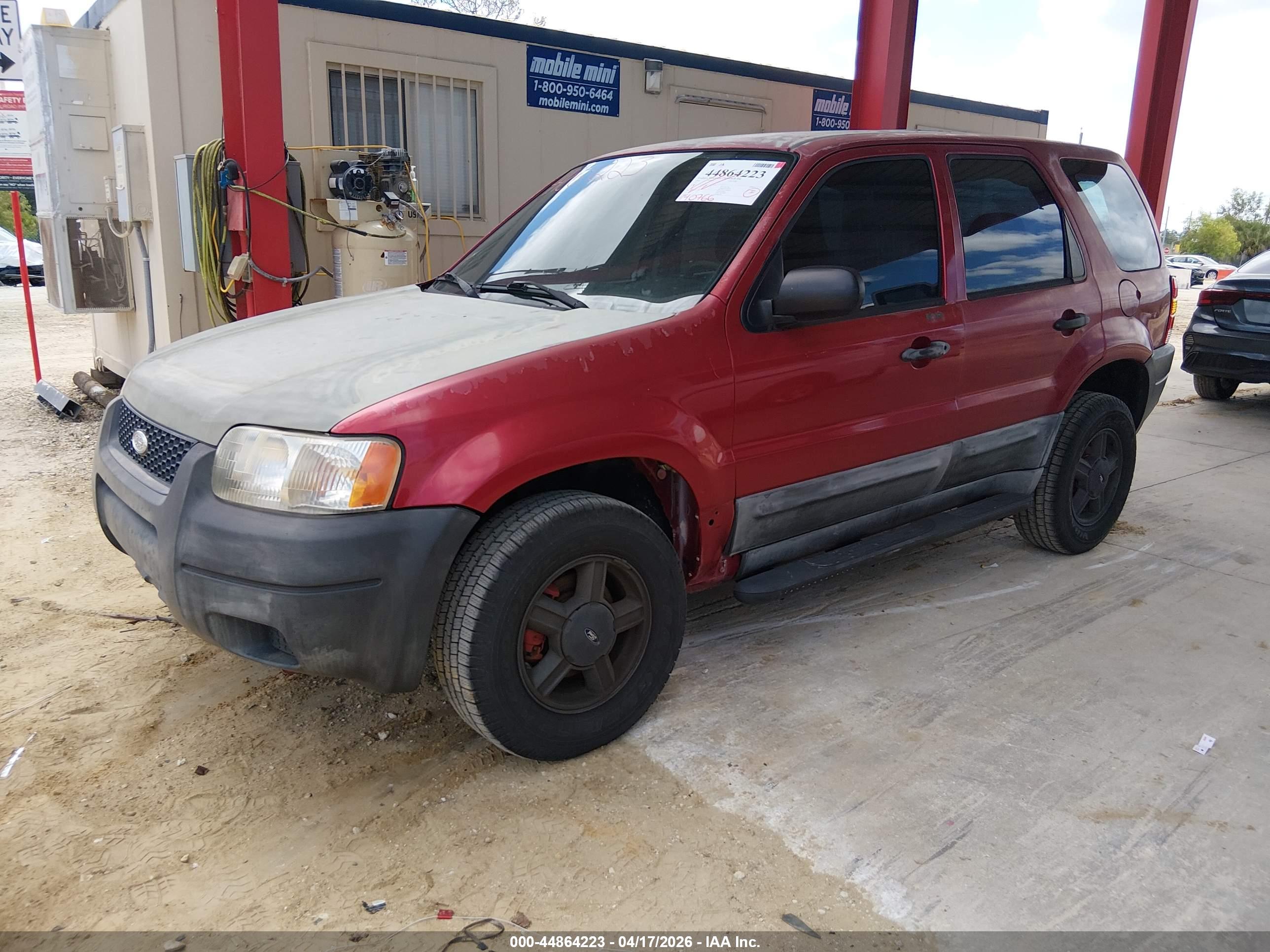 FORD ESCAPE image 2