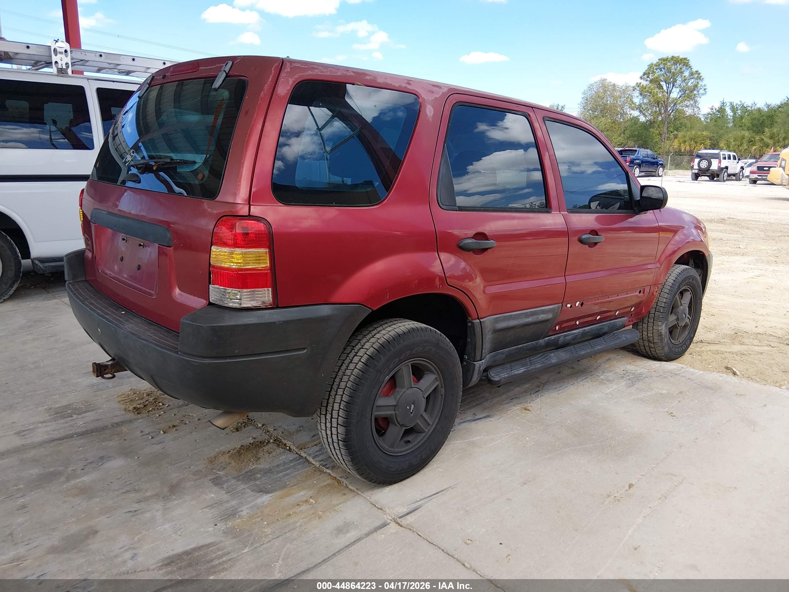 FORD ESCAPE image 4