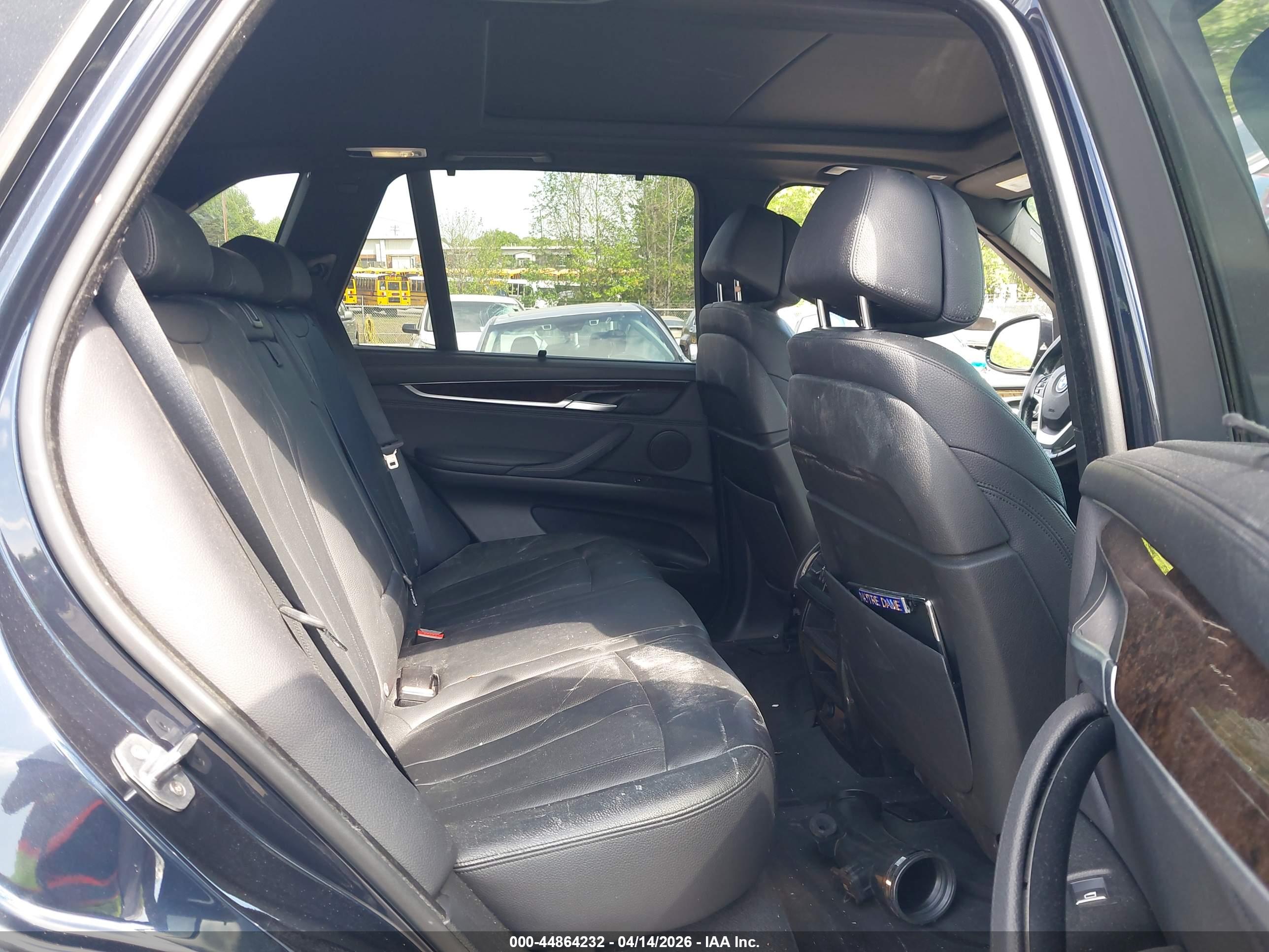 BMW X5 image 8