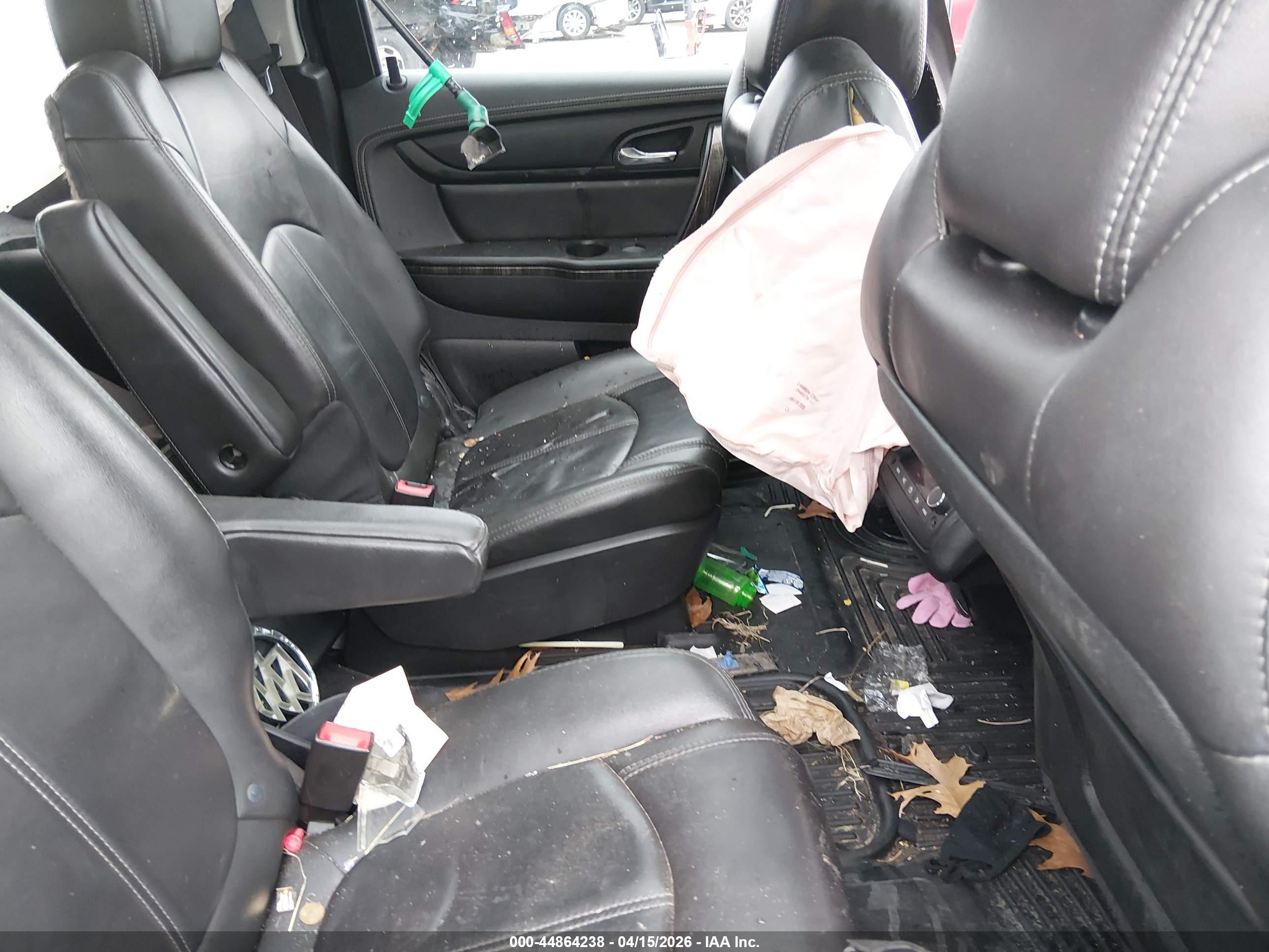 GMC ACADIA image 8
