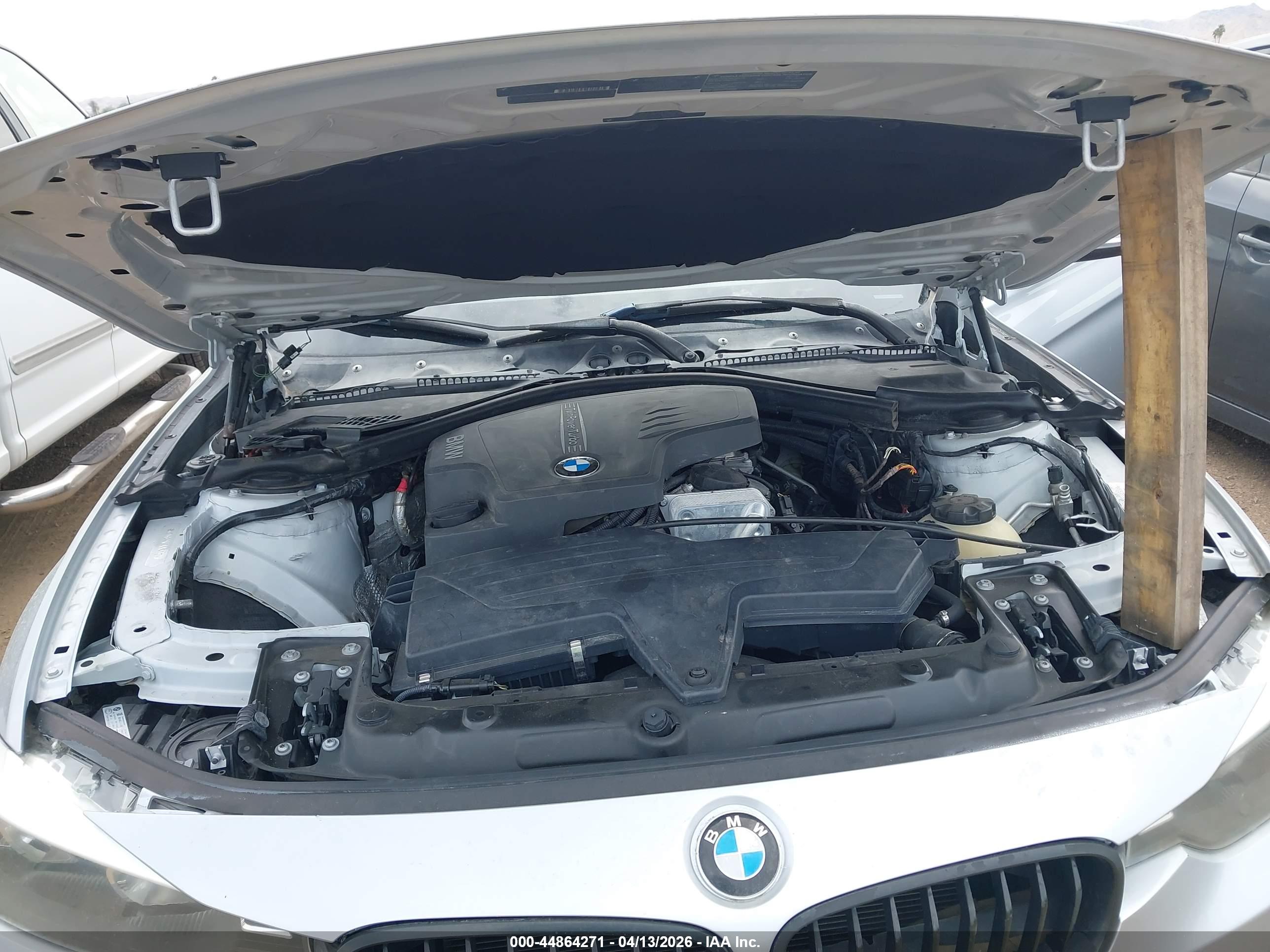 BMW 328I image 10
