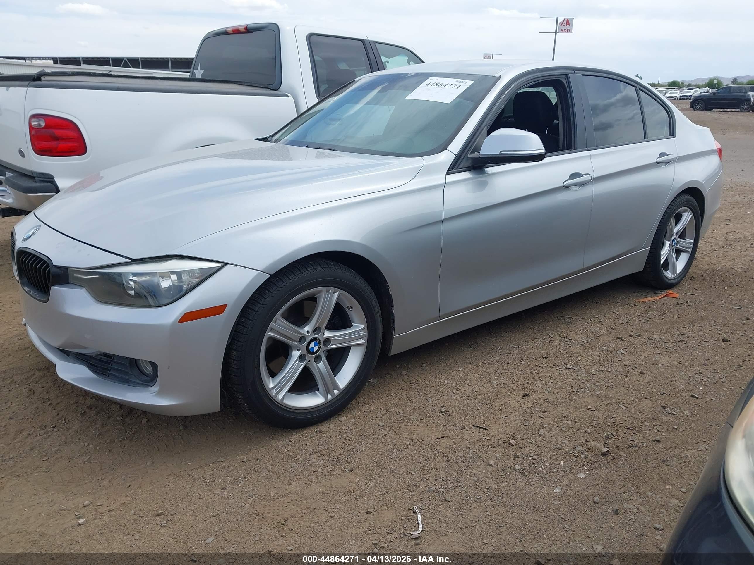 BMW 328I image 2