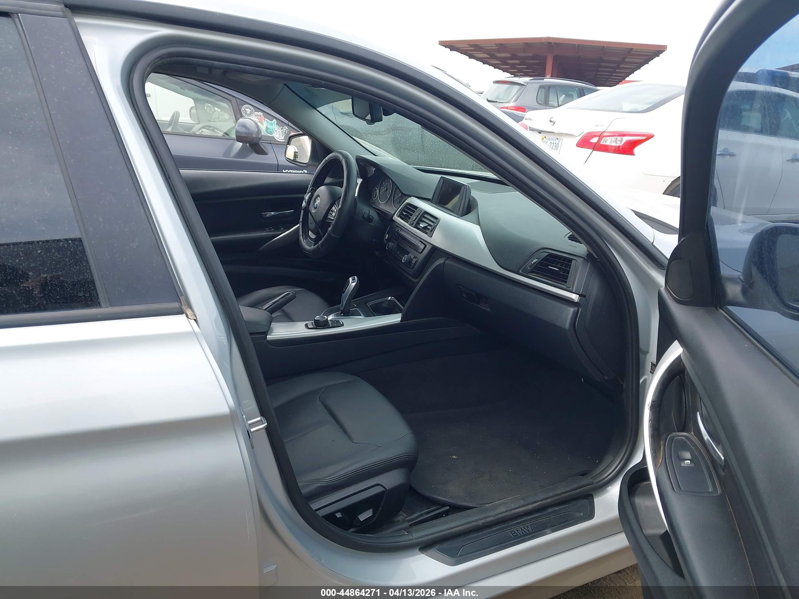 BMW 328I image 5