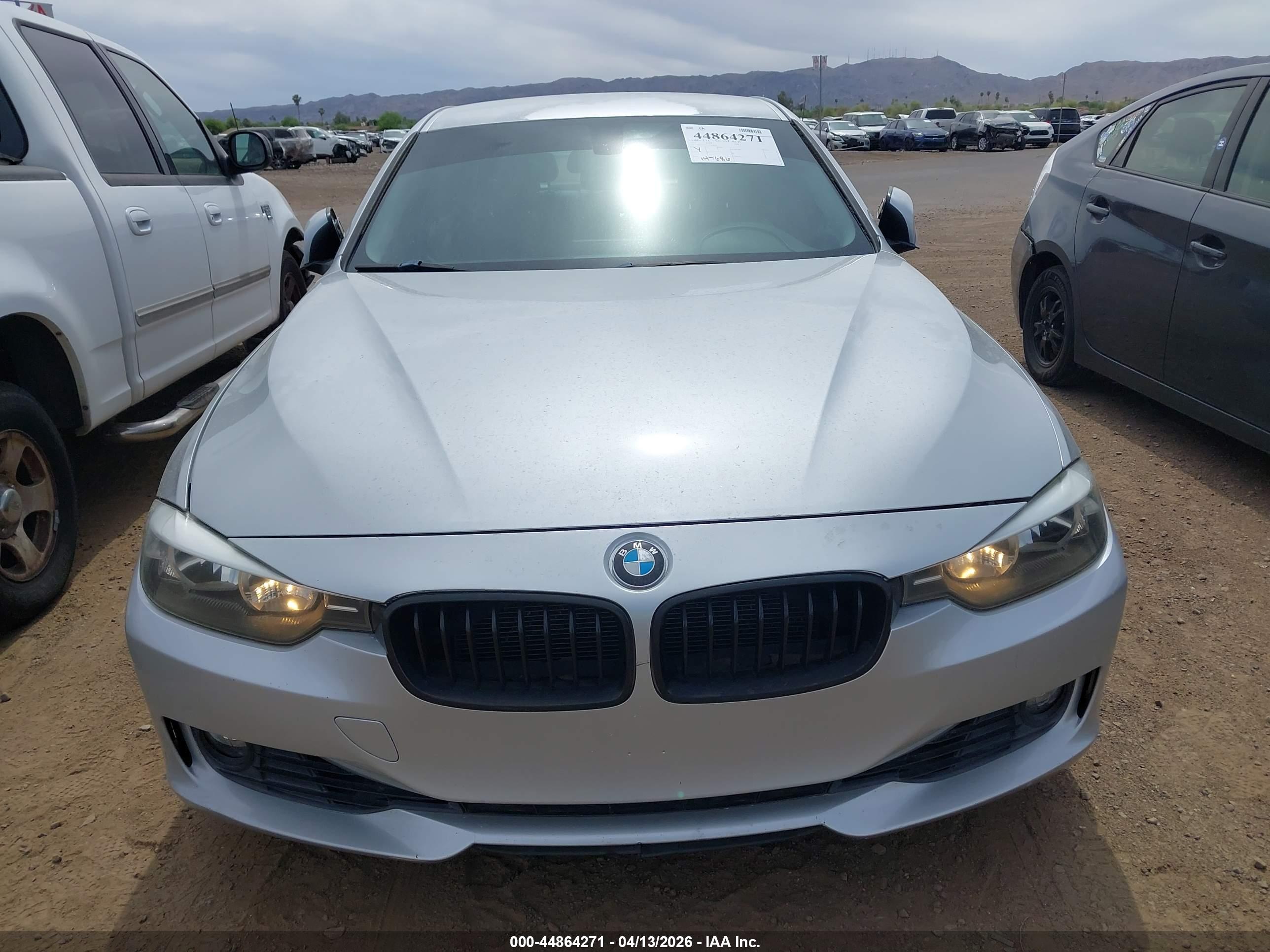 BMW 328I image 6