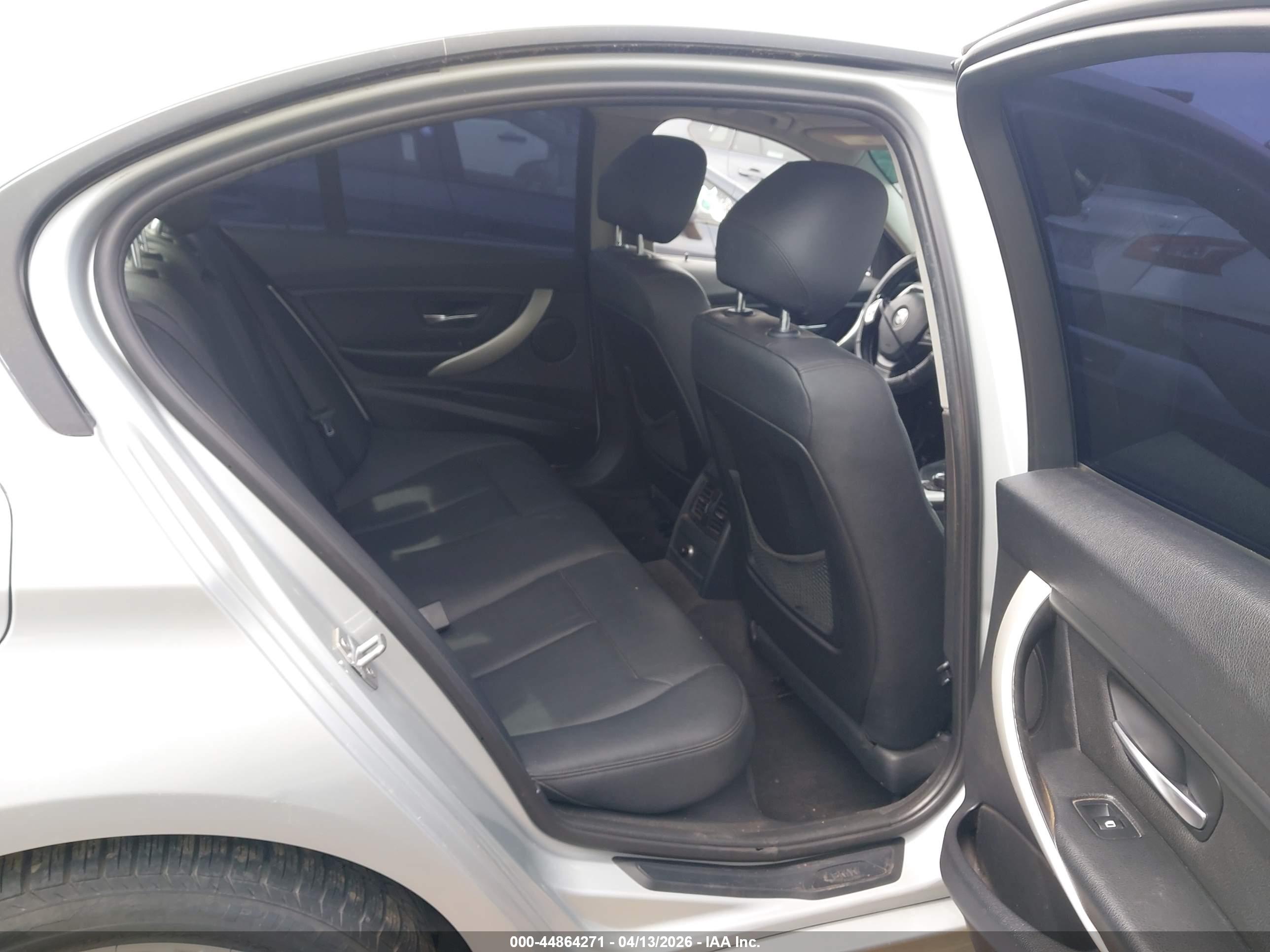 BMW 328I image 8
