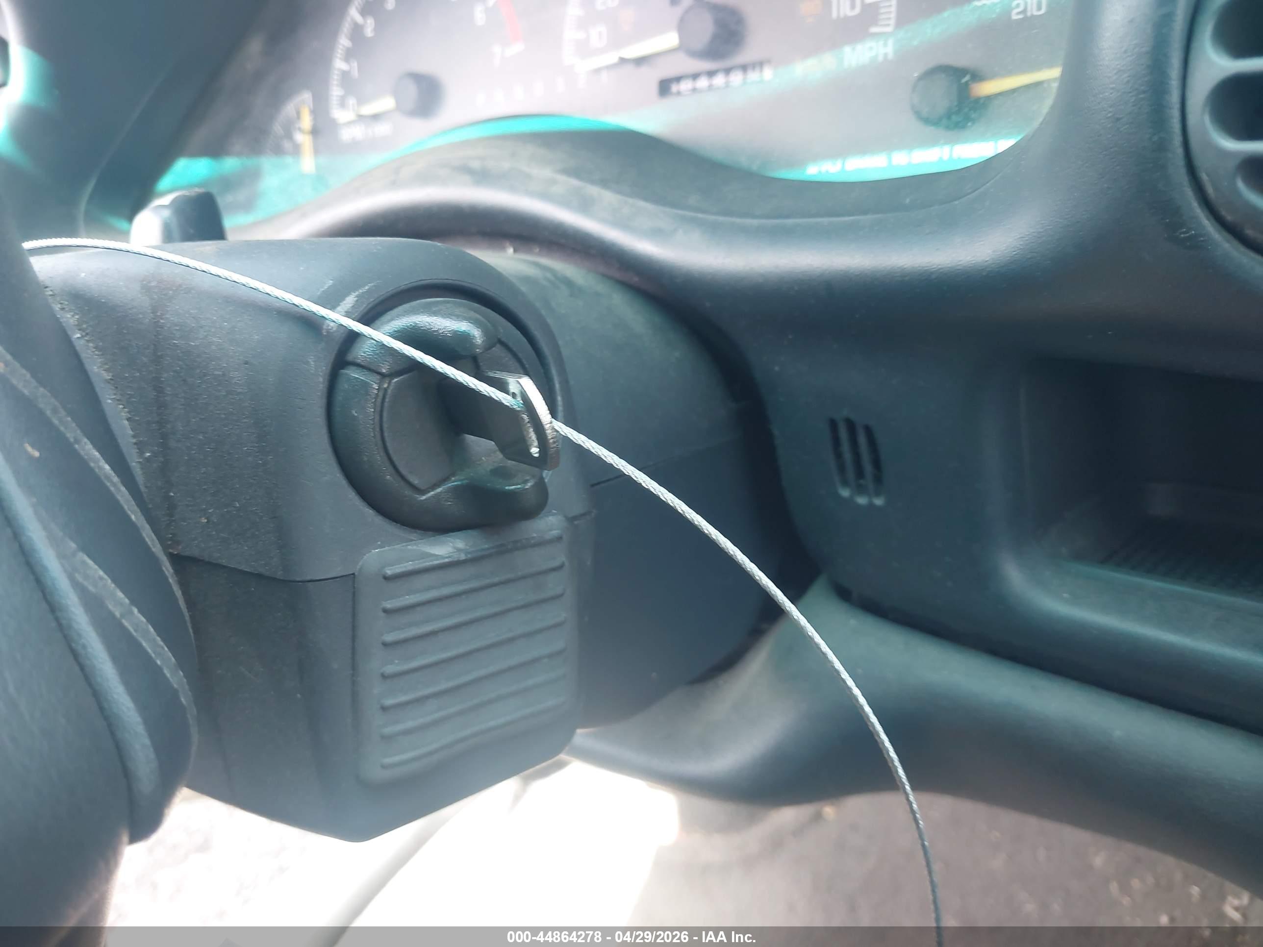 PONTIAC GRAND image 11