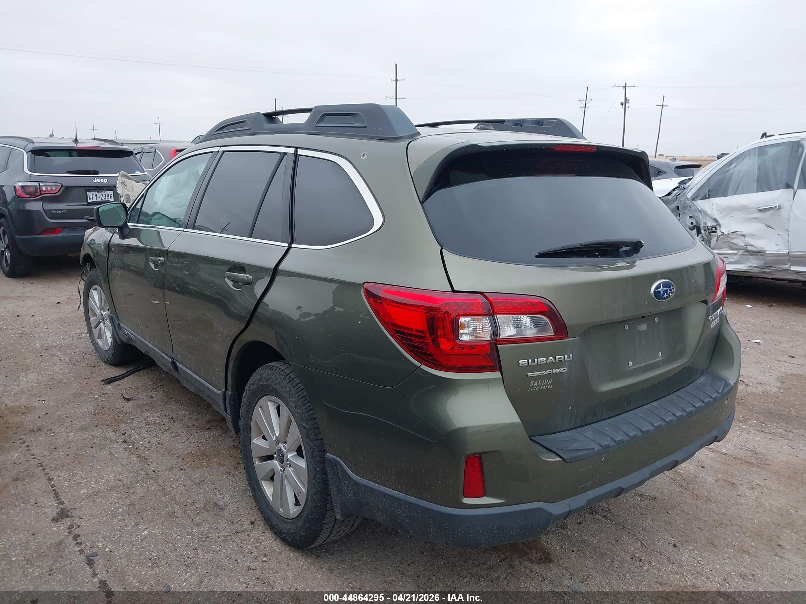 SUBARU OUTBACK image 3