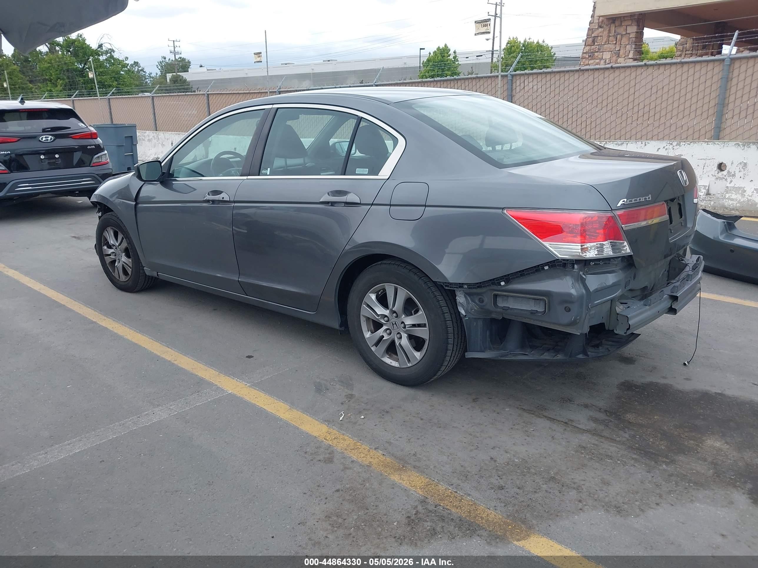 HONDA ACCORD image 3