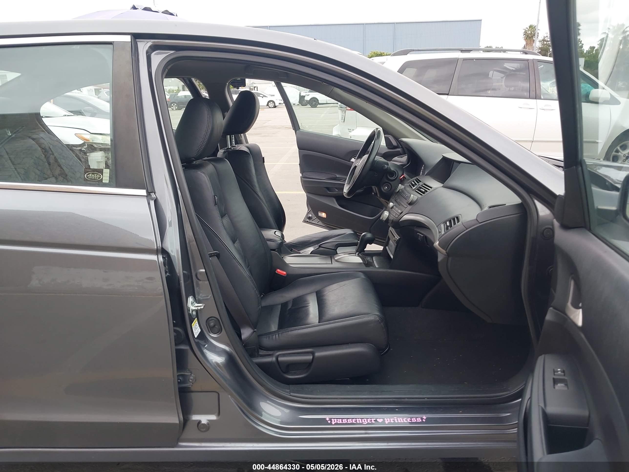 HONDA ACCORD image 5