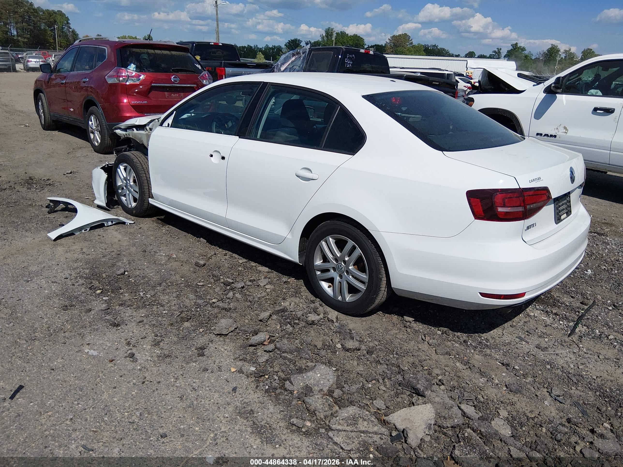 VOLKSWAGEN JETTA image 3