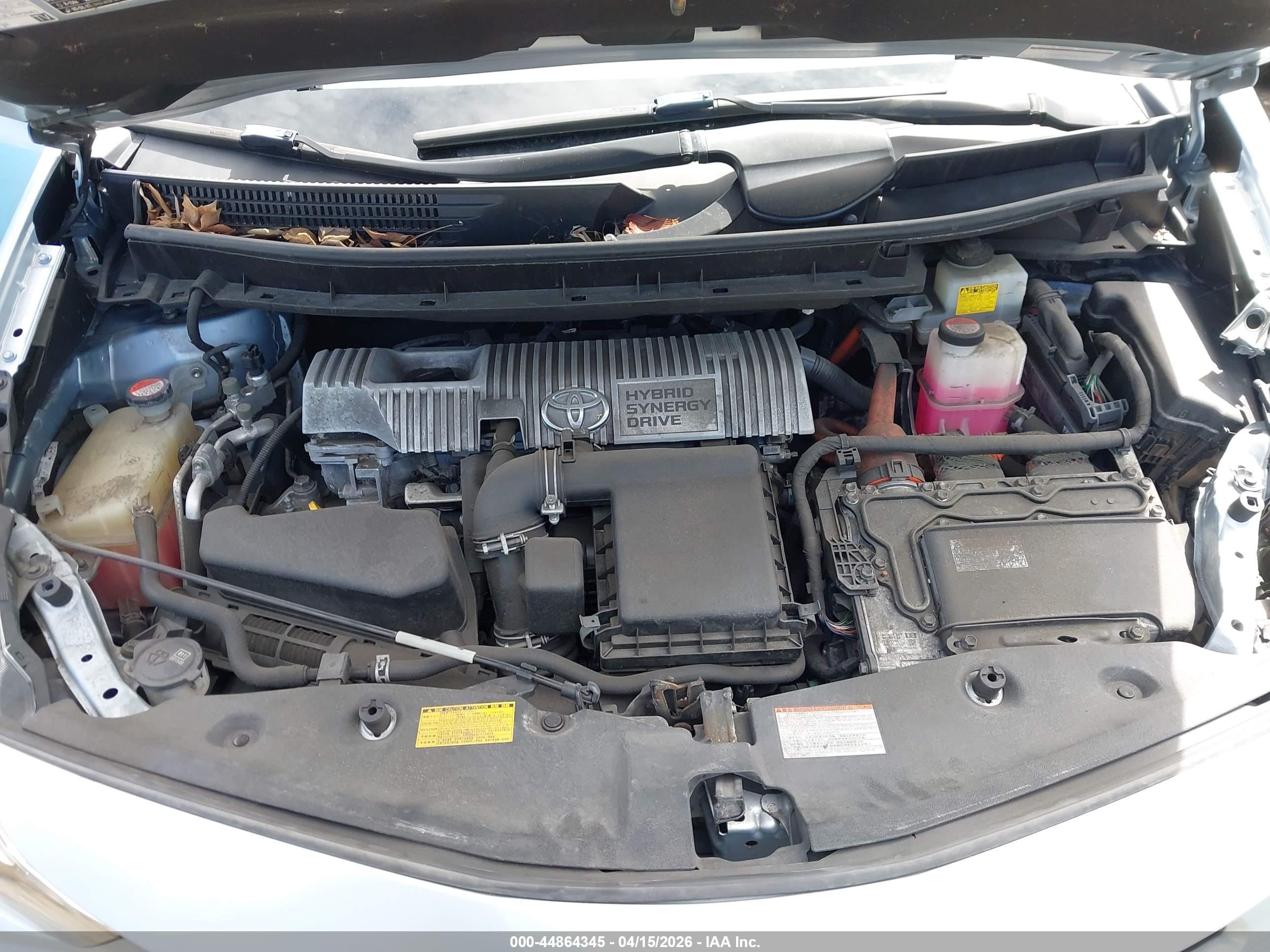 TOYOTA PRIUS image 10