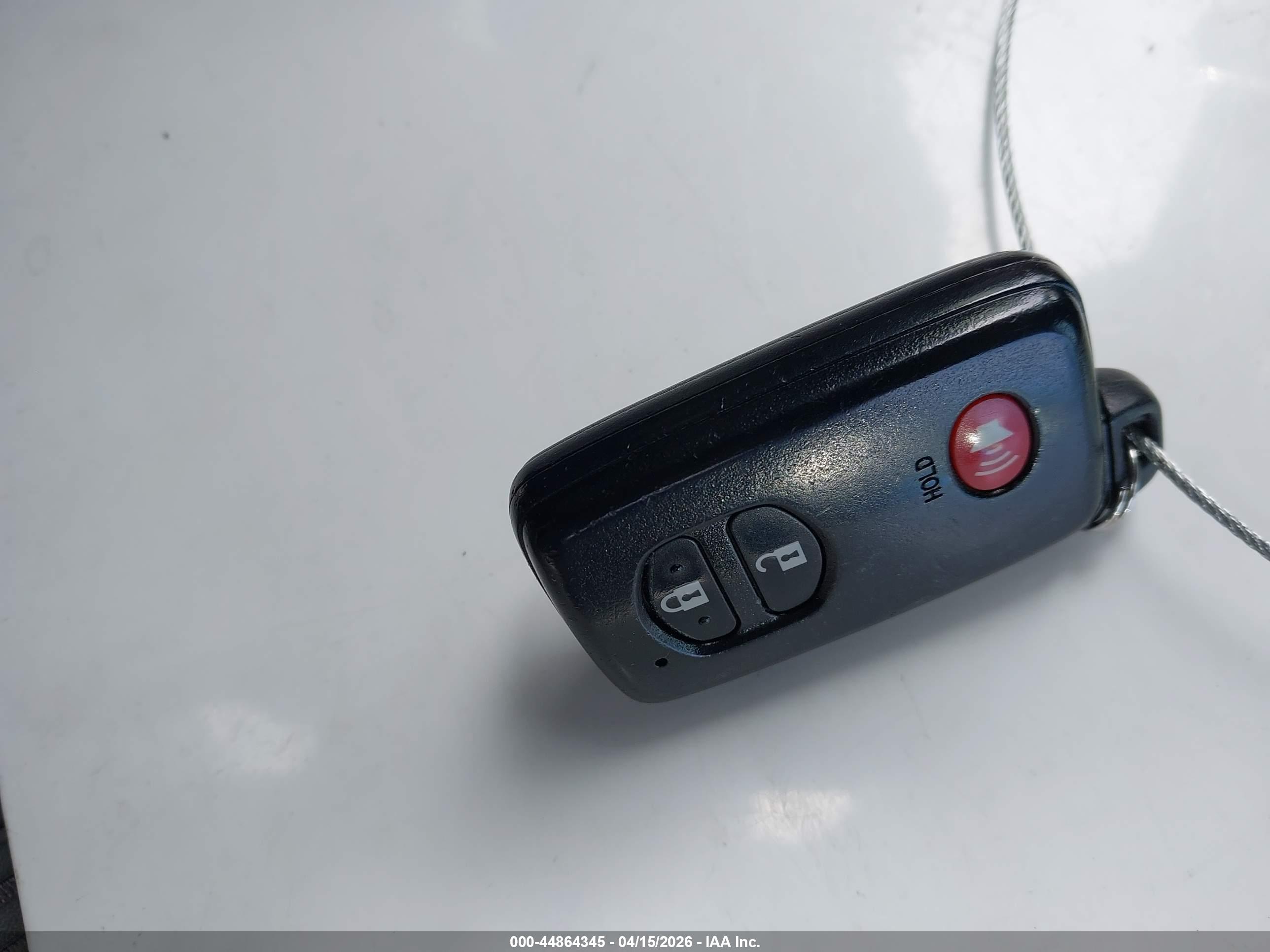 TOYOTA PRIUS image 11