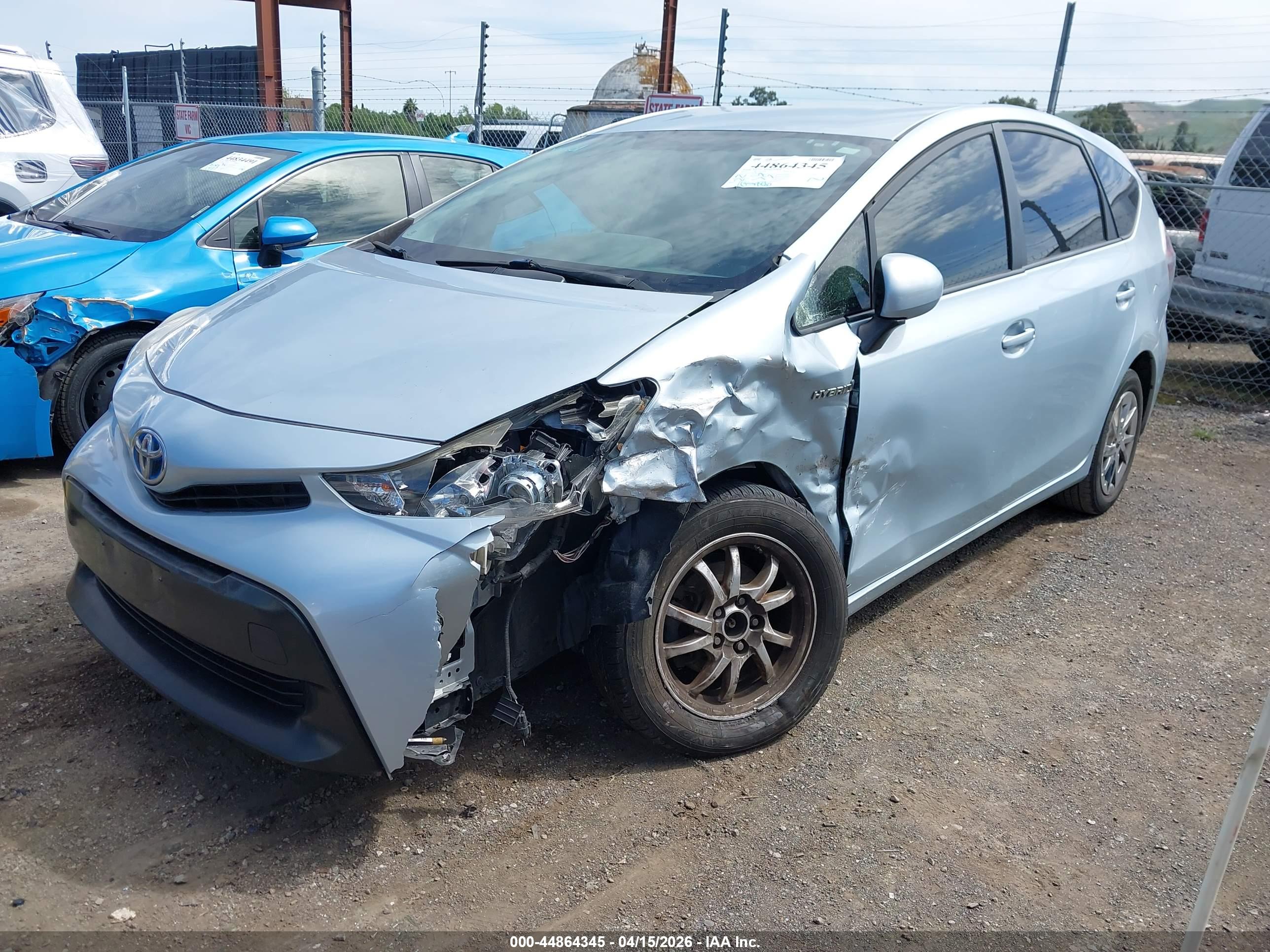 TOYOTA PRIUS image 2