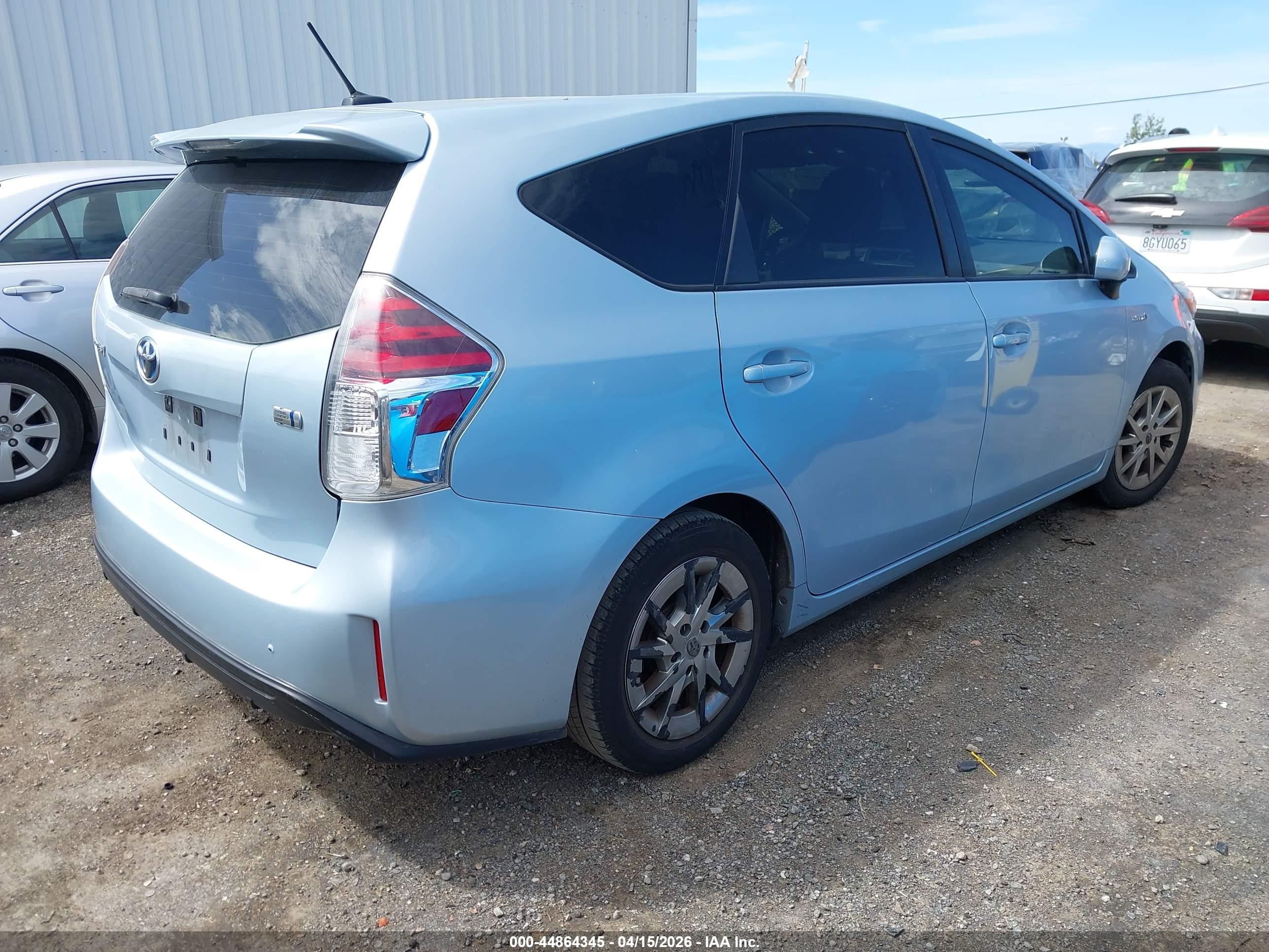 TOYOTA PRIUS image 4