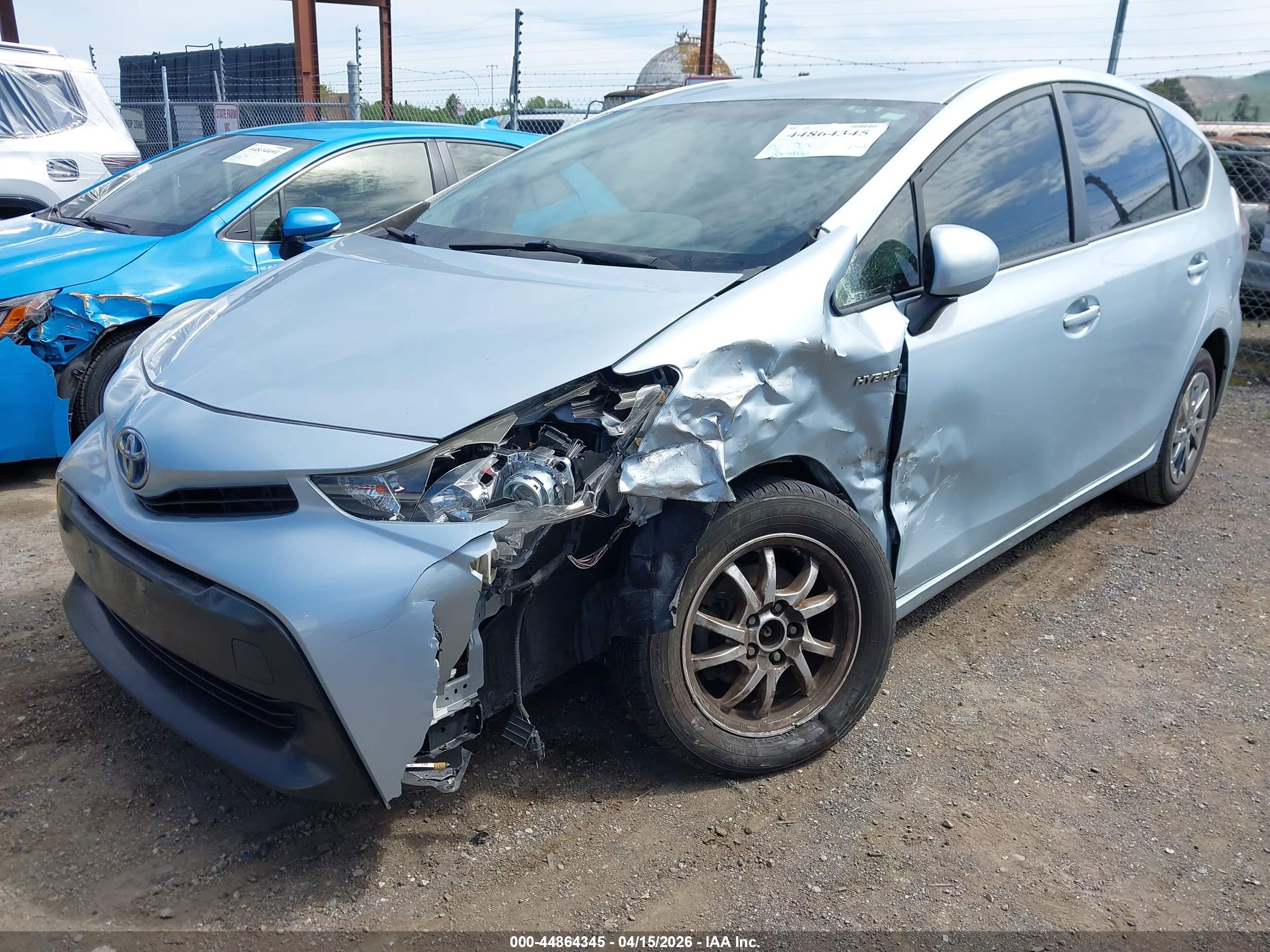 TOYOTA PRIUS image 6
