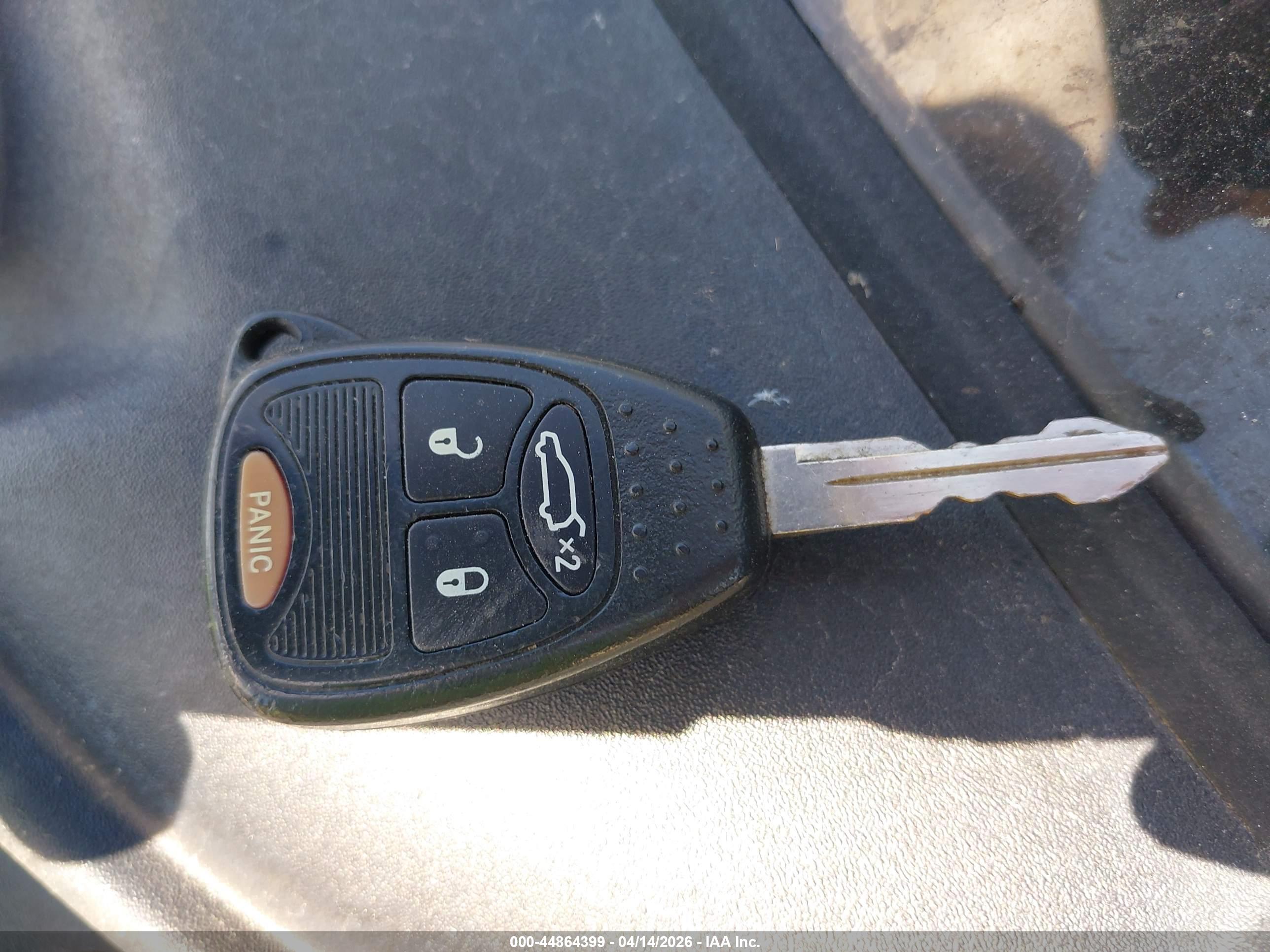 JEEP LIBERTY image 11