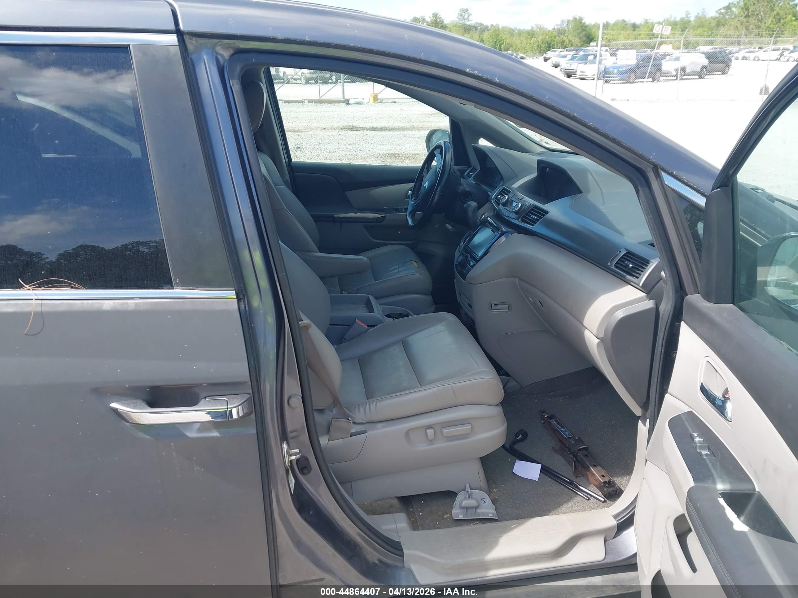 HONDA ODYSSEY image 5