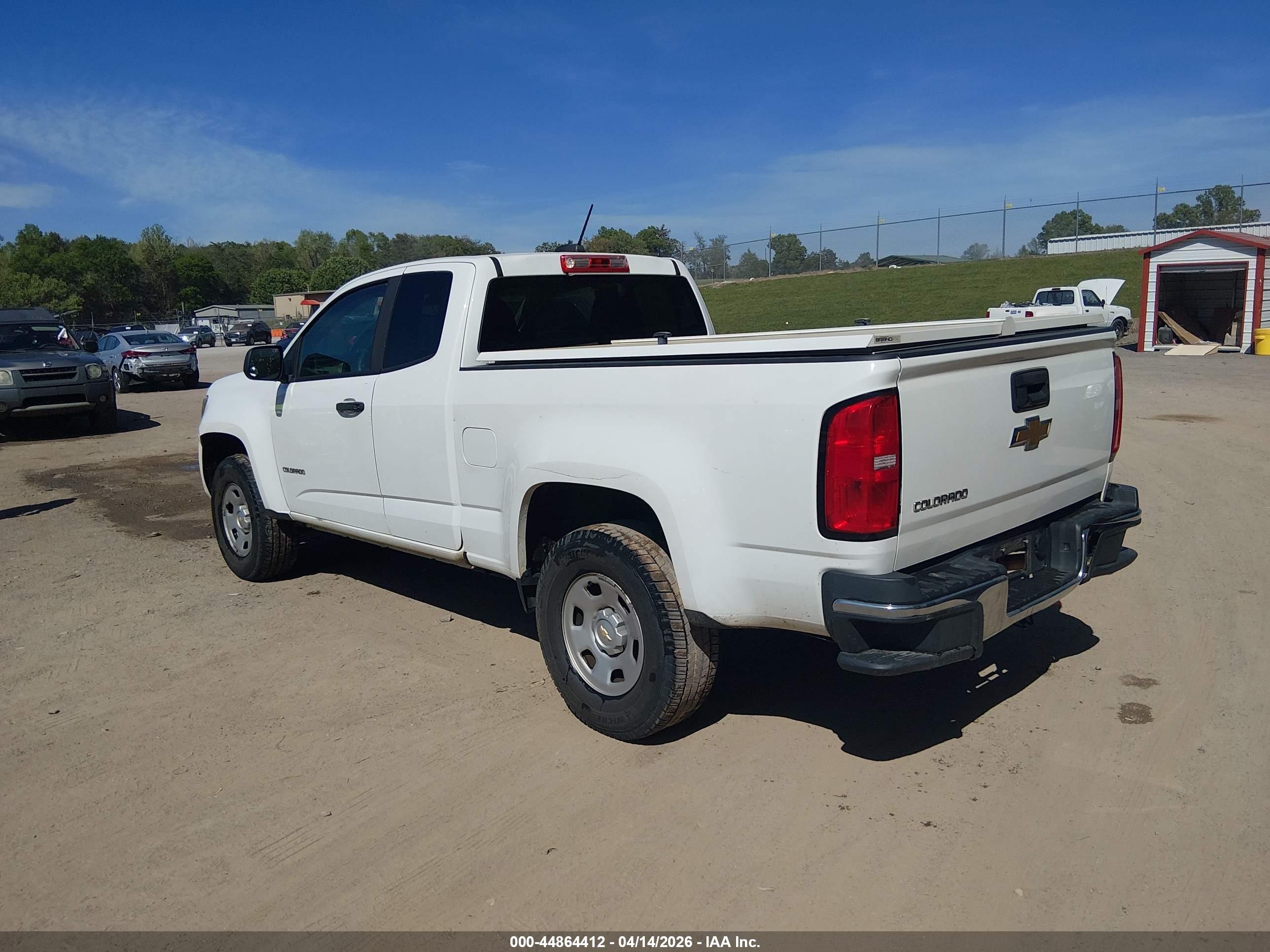 CHEVROLET COLORADO image 3