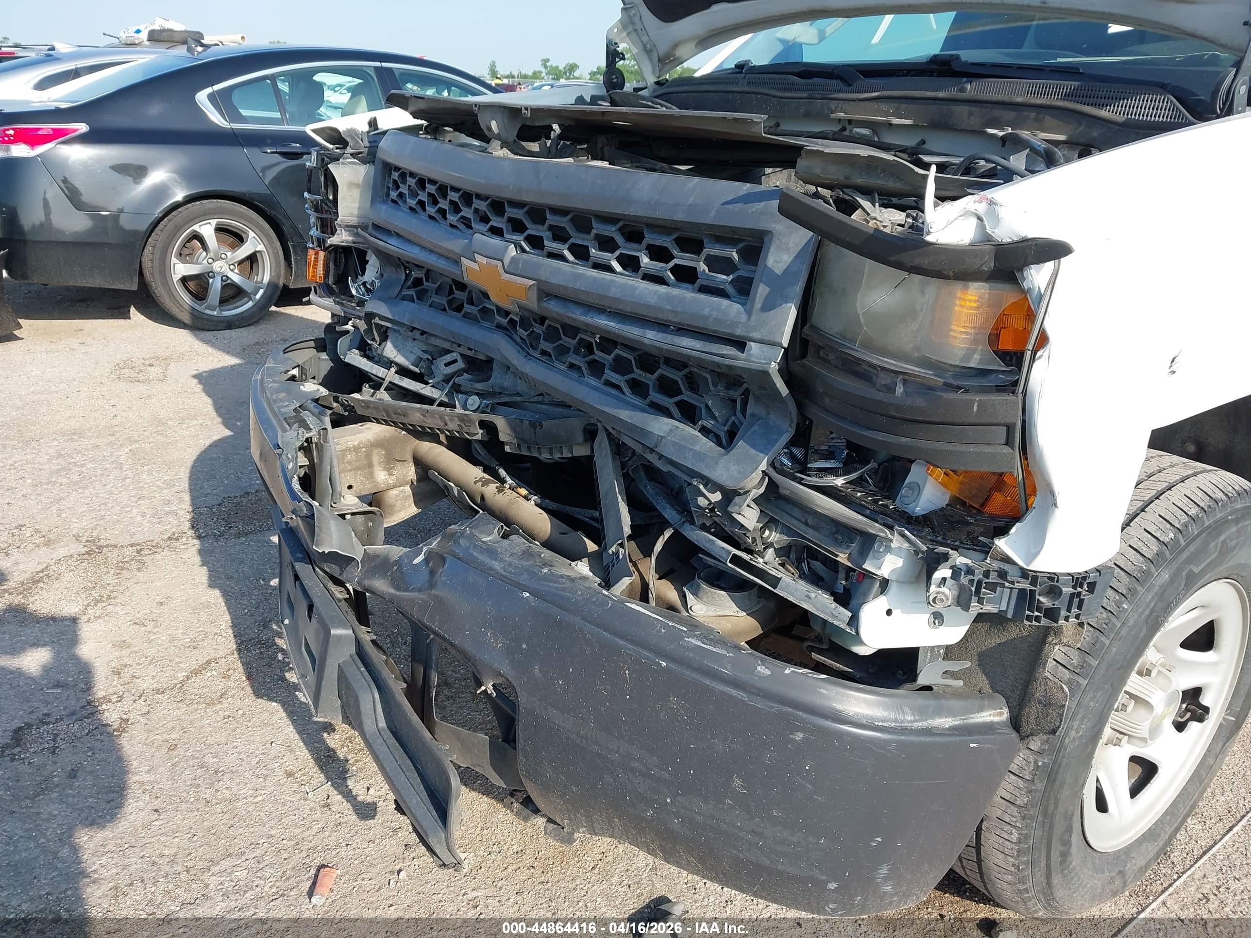 CHEVROLET SILVERADO image 6