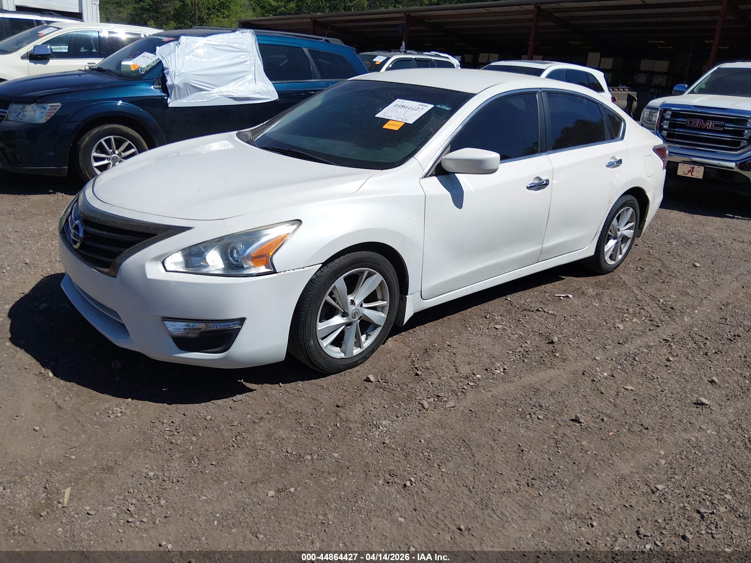 NISSAN ALTIMA image 2