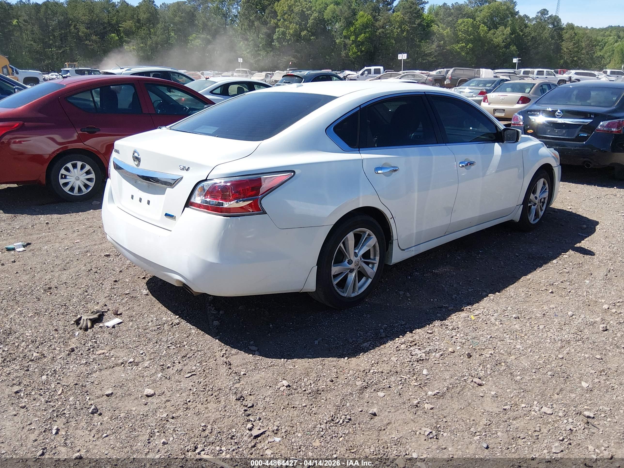 NISSAN ALTIMA image 4