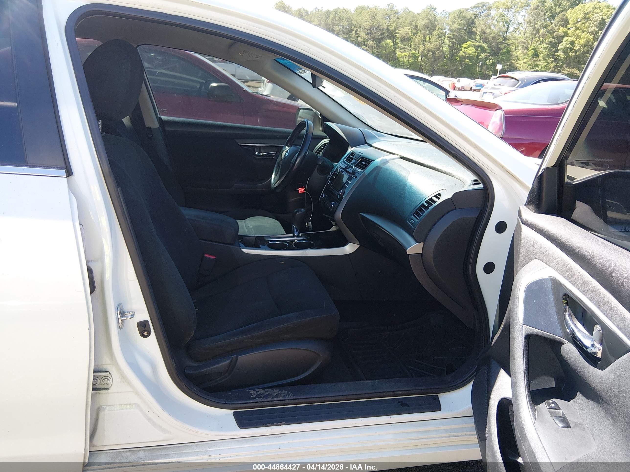 NISSAN ALTIMA image 5