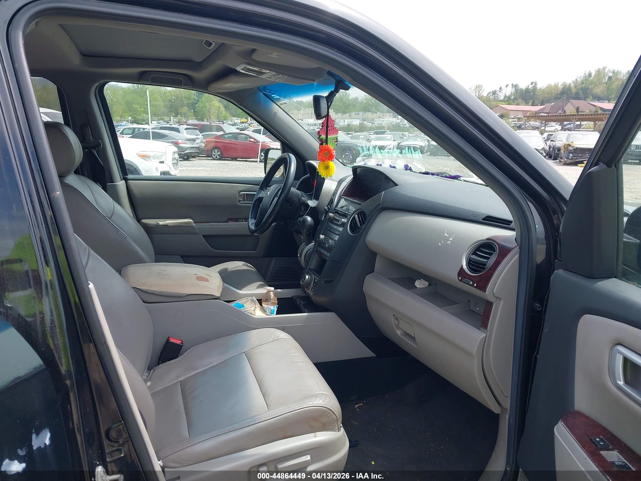 HONDA PILOT image 5