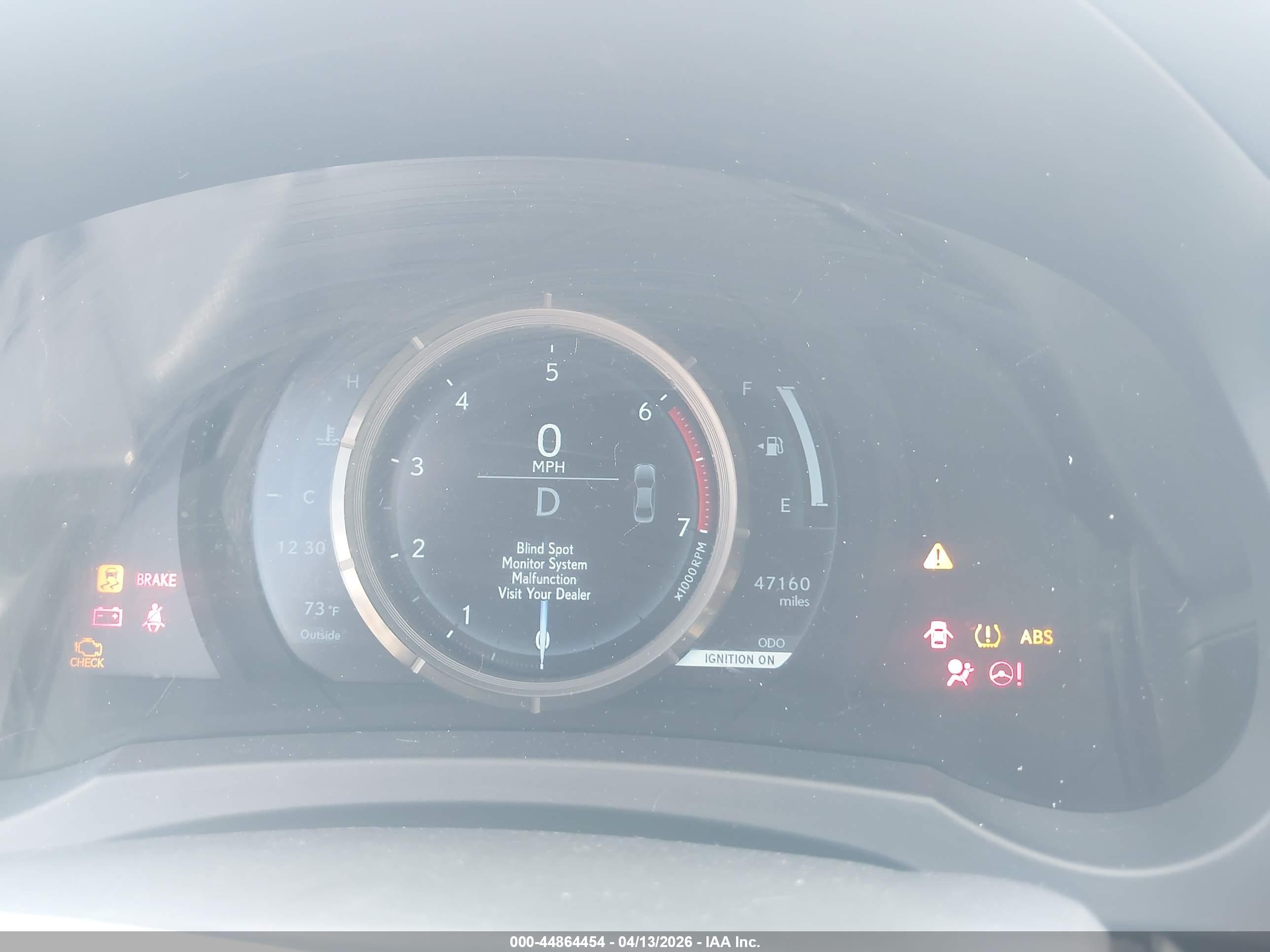 LEXUS IS image 7