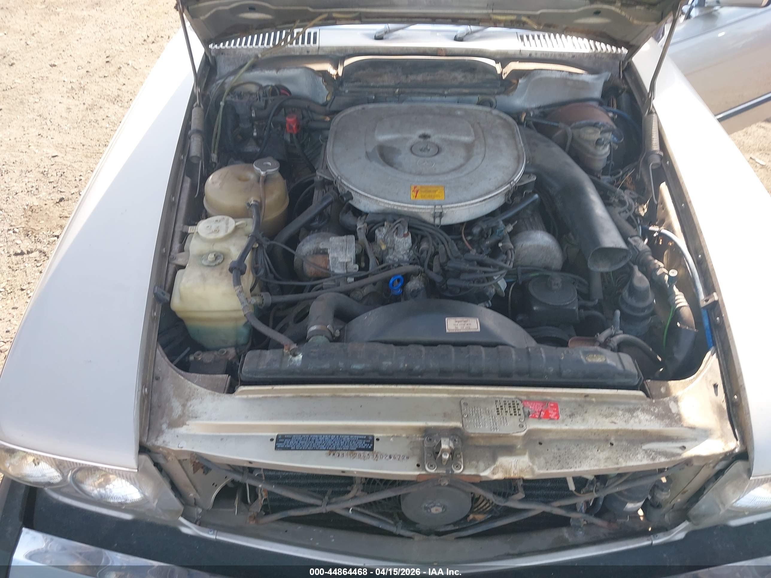 MERCEDES-BENZ 380 image 10
