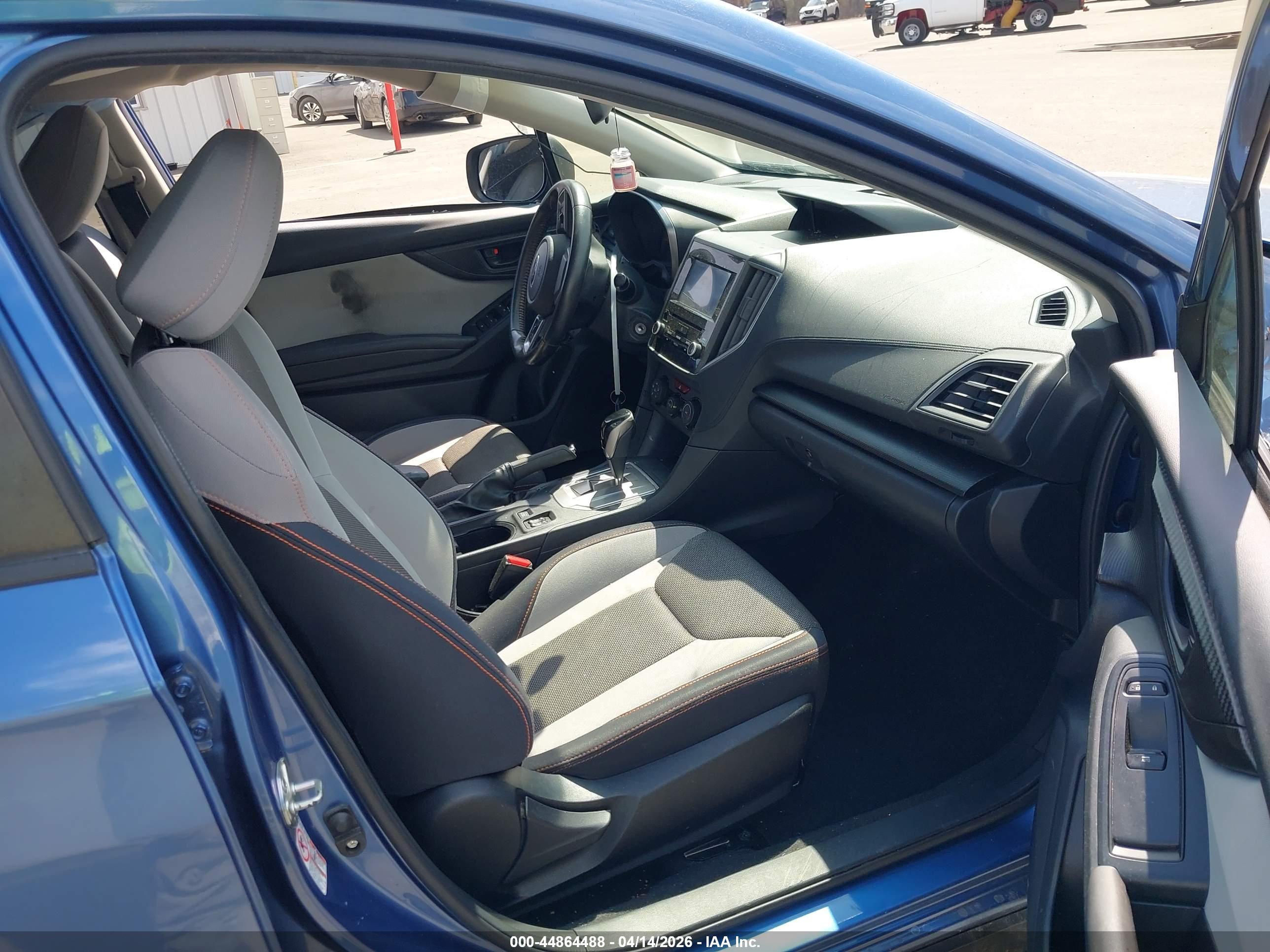 SUBARU CROSSTREK image 5